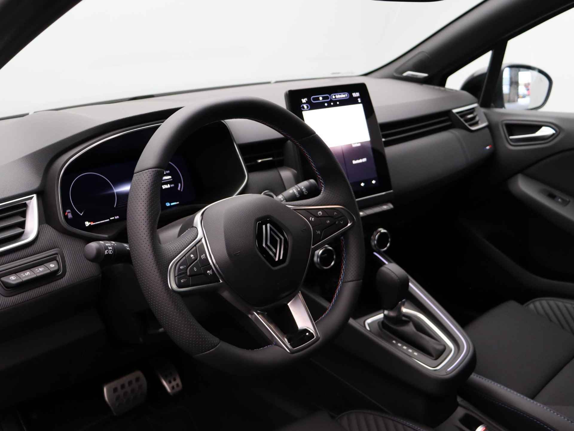 Renault Clio 1.6 E-Tech Full Hybrid 145pk esprit Alpine | BOSE audio | Stoel- en stuurwielverwarming | - 14/55