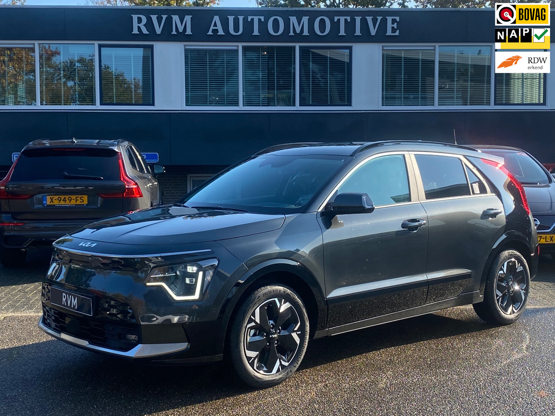 Kia Niro EV ExecutiveLine 64.8 kWh | * 37.899 NA SUBSIDIE * | NIEUWE AUTO | BTW VERREKENBAAR | BOMVOLLE AUTO