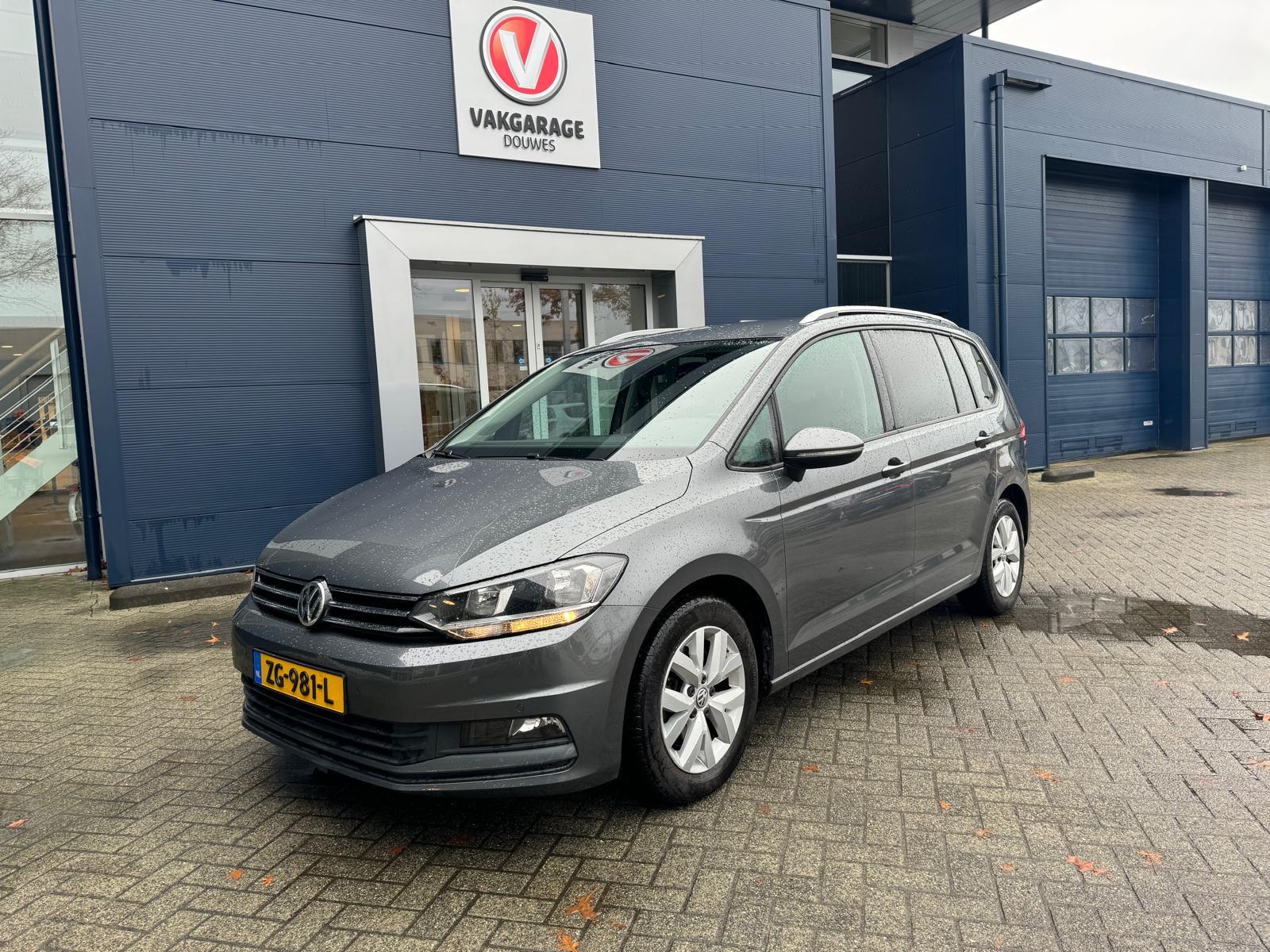 Volkswagen Touran TSI Comfortline Business 7Persoons|Luxe|Camera|Massage|