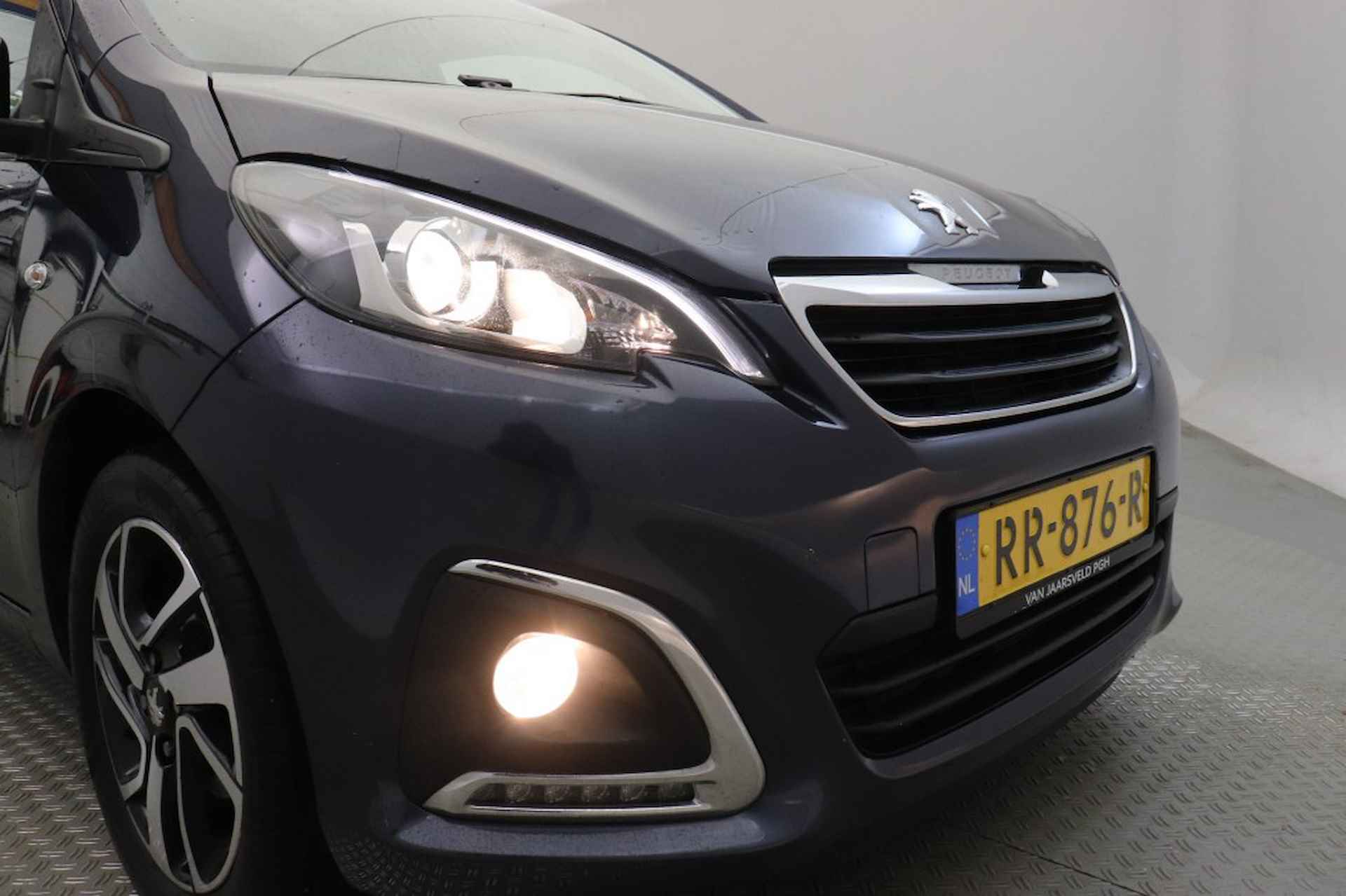 PEUGEOT 108 1.0 e-VTi Allure - Camera, Cruise, Clima - 19/21