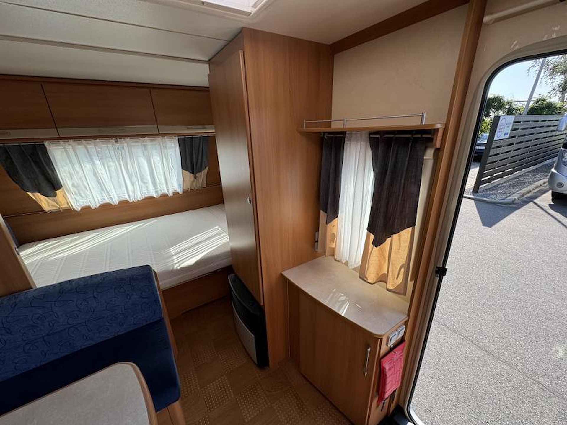 Caravelair Ambiance Style 465 Lichtgewicht met voortent - 10/15