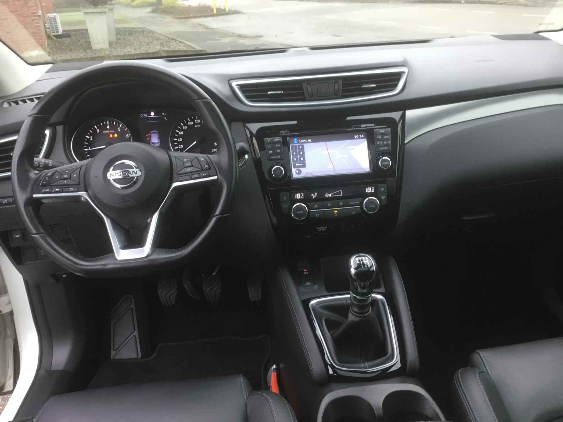 Nissan QASHQAI 1.2 DIG-T 115 Tekna+Panodak - 32/34