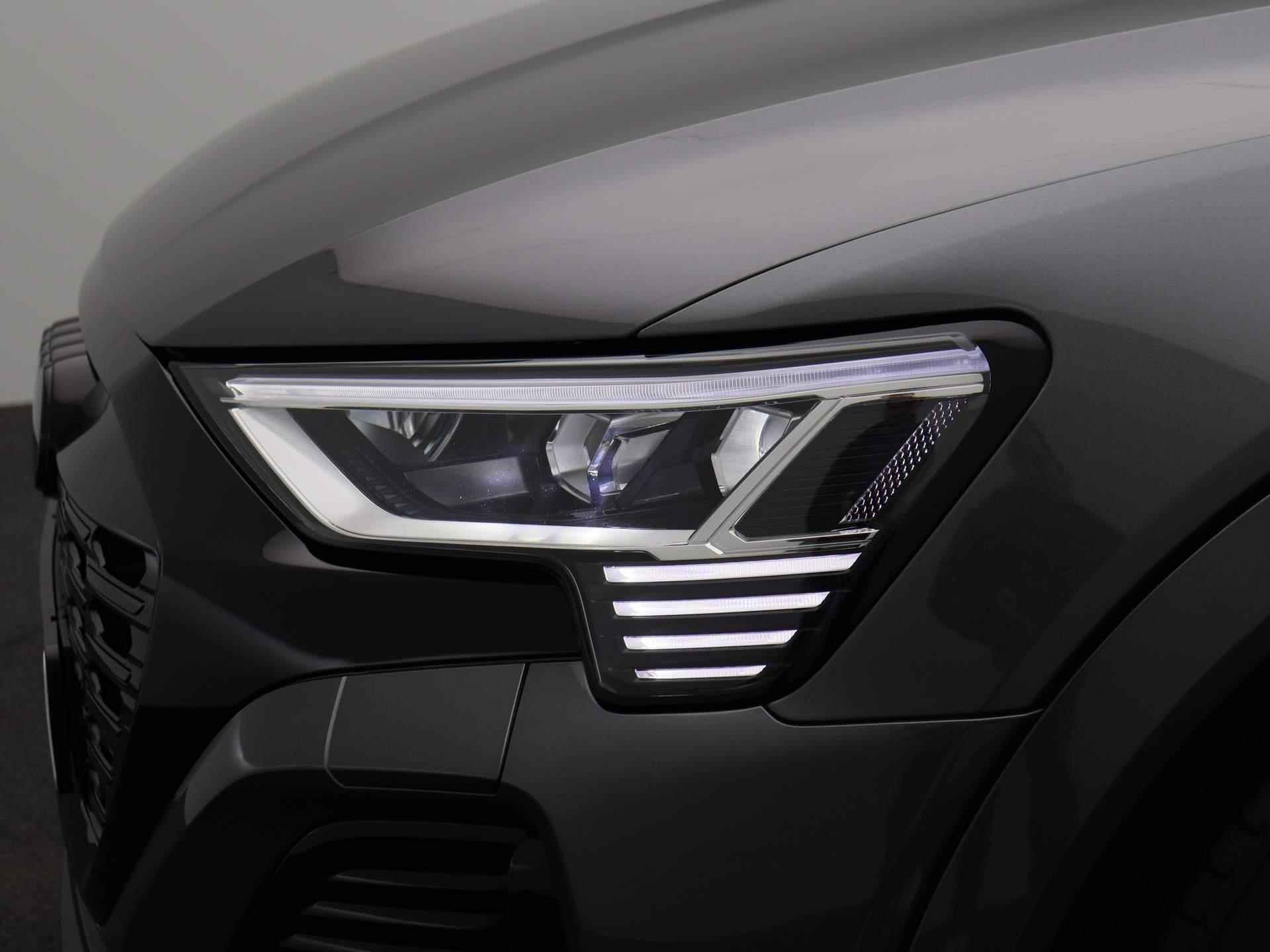 Audi Q8 Sportback e-tron 55 quattro S Edition 115 kWh | Automaat | Navigatie | 360 Camera | Panoramadak | Cruise Control | Head-up Display | Stoelverwarming | Lichtmetalen velgen | Climate Control | Bang & Olufsen 3D | - 17/54