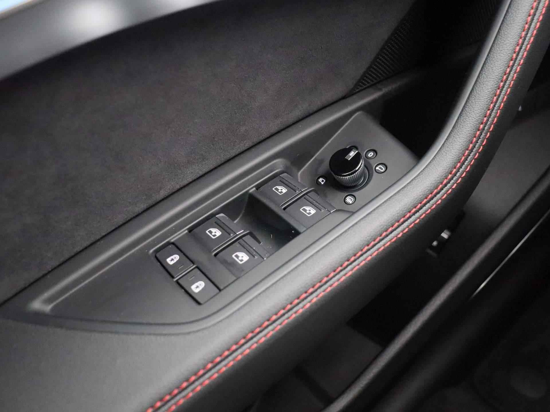 Audi Q8 Sportback e-tron 55 quattro S Edition 115 kWh | Automaat | Navigatie | 360 Camera | Panoramadak | Cruise Control | Head-up Display | Stoelverwarming | Lichtmetalen velgen | Climate Control | Bang & Olufsen 3D | - 28/54