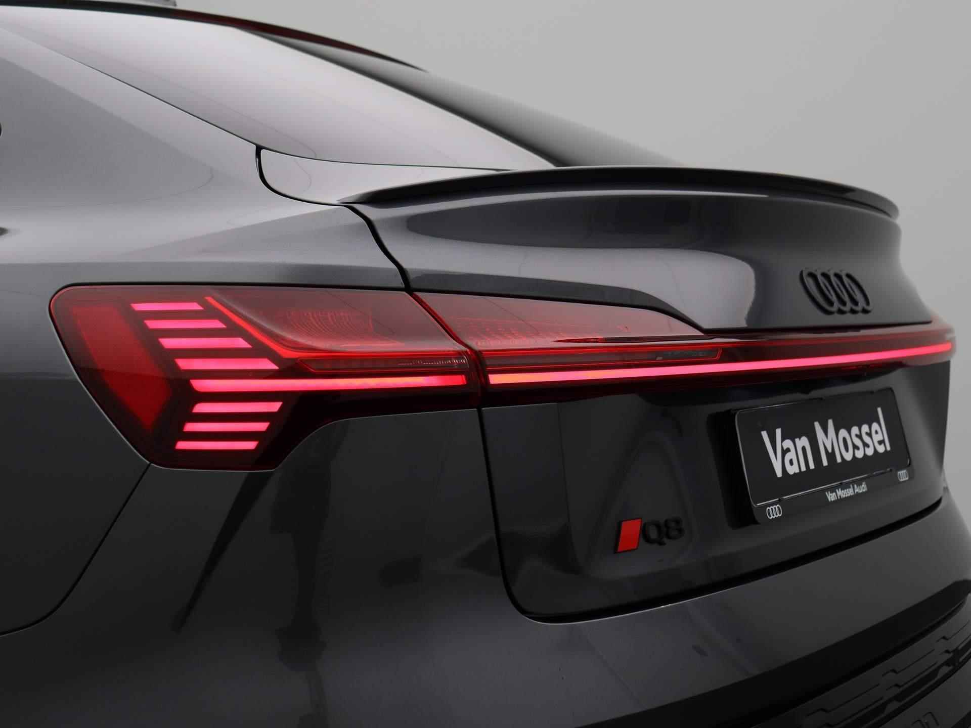 Audi Q8 Sportback e-tron 55 quattro S Edition 115 kWh | Automaat | Navigatie | 360 Camera | Panoramadak | Cruise Control | Head-up Display | Stoelverwarming | Lichtmetalen velgen | Climate Control | Bang & Olufsen 3D | - 45/54