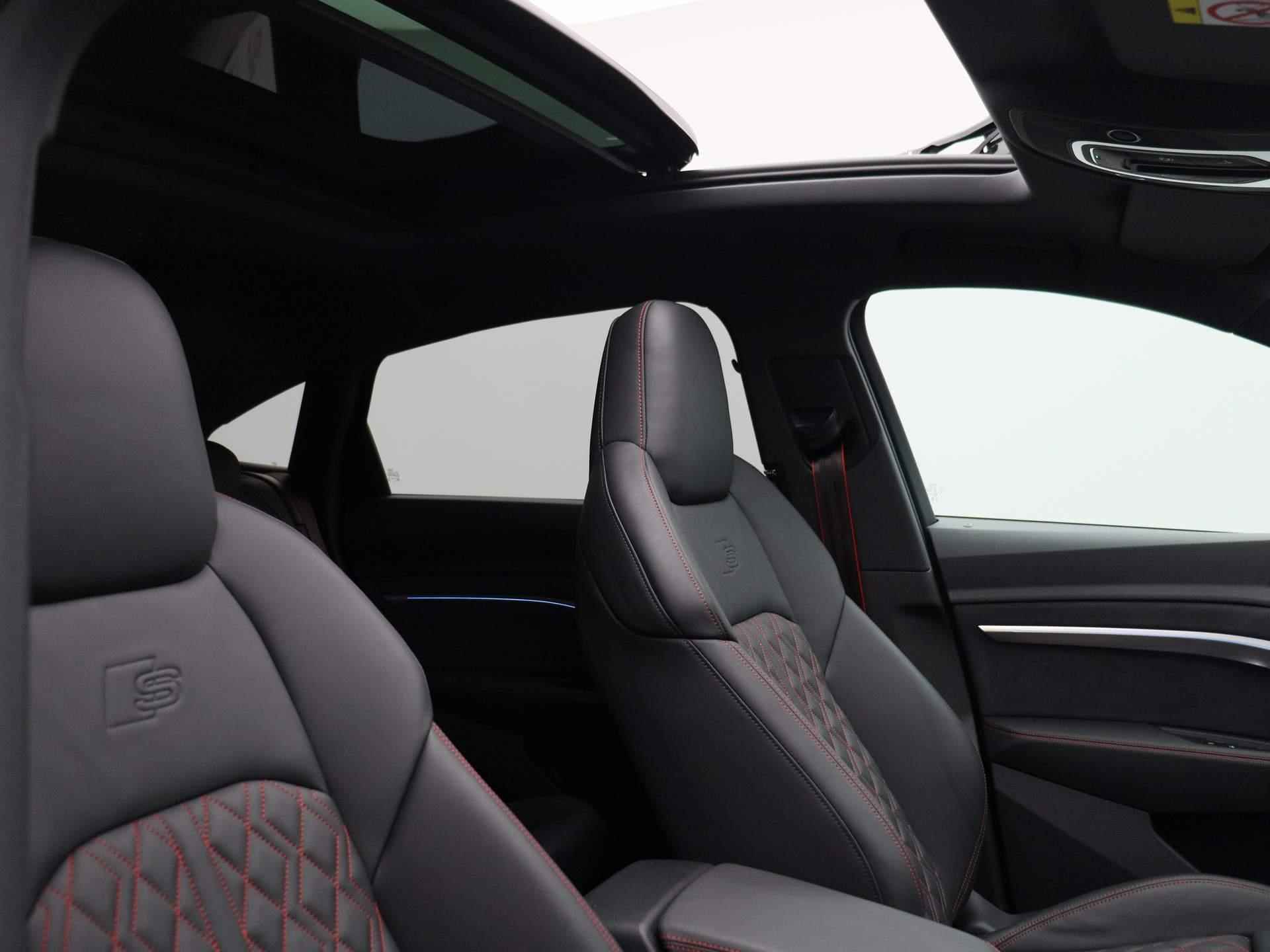 Audi Q8 Sportback e-tron 55 quattro S Edition 115 kWh | Automaat | Navigatie | 360 Camera | Panoramadak | Cruise Control | Head-up Display | Stoelverwarming | Lichtmetalen velgen | Climate Control | Bang & Olufsen 3D | - 47/54