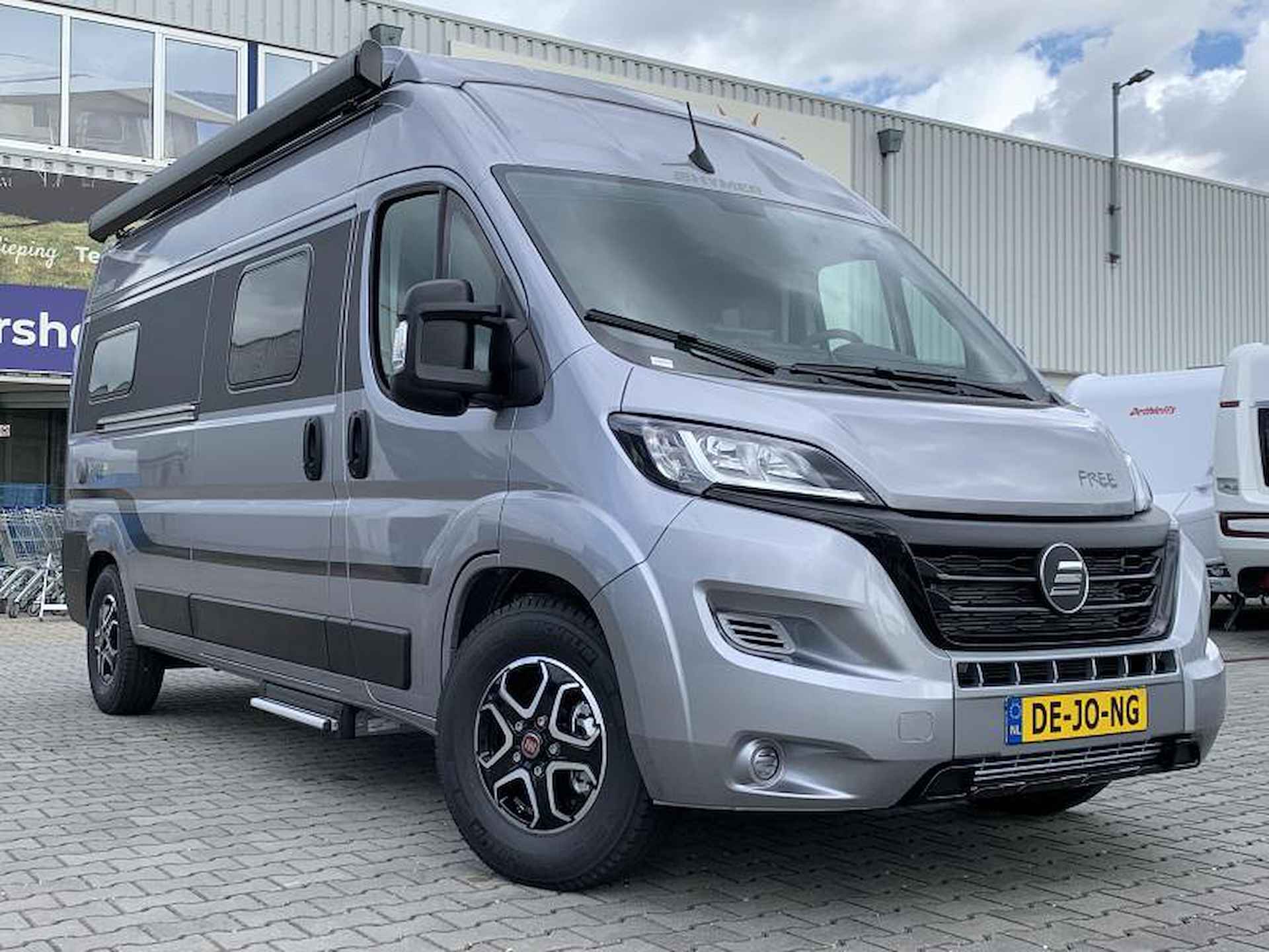 Hymer Free 602 automaat-hefdak-leng - 22/25