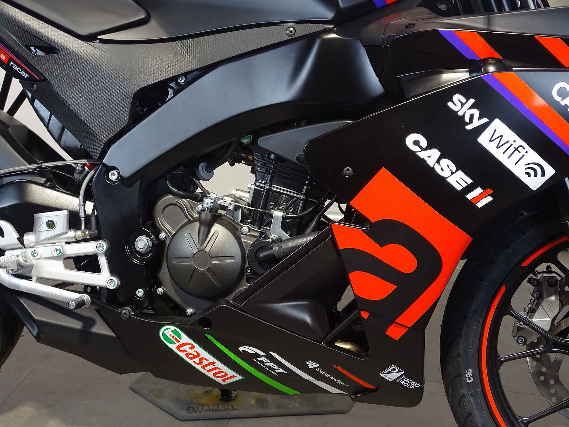 Aprilia RS 125 GP REPLICA - 5/12