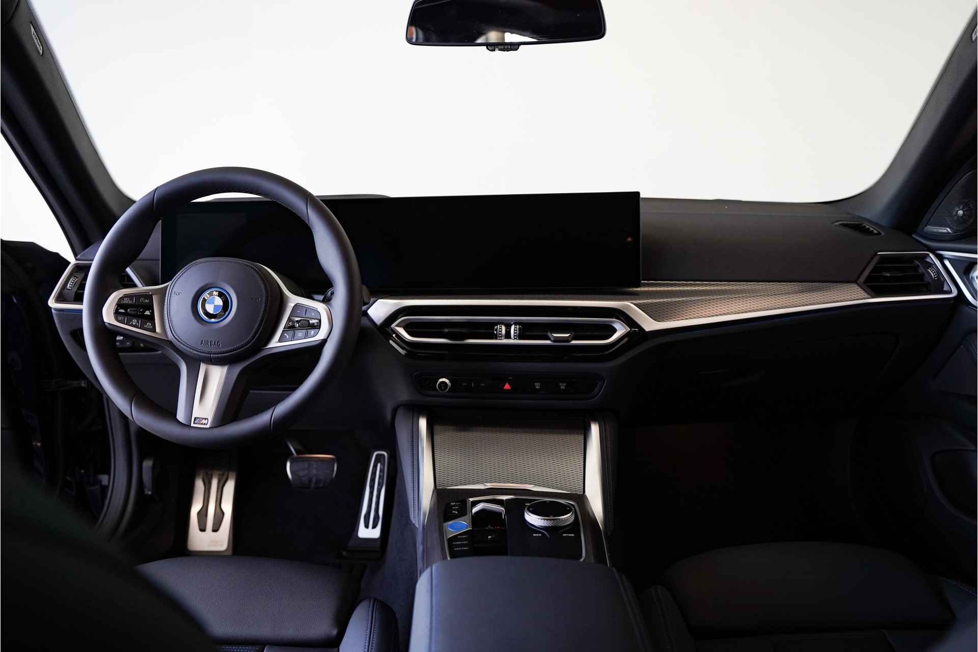 BMW i4 eDrive40 High Executive M Sportpakket Pro - 3/24