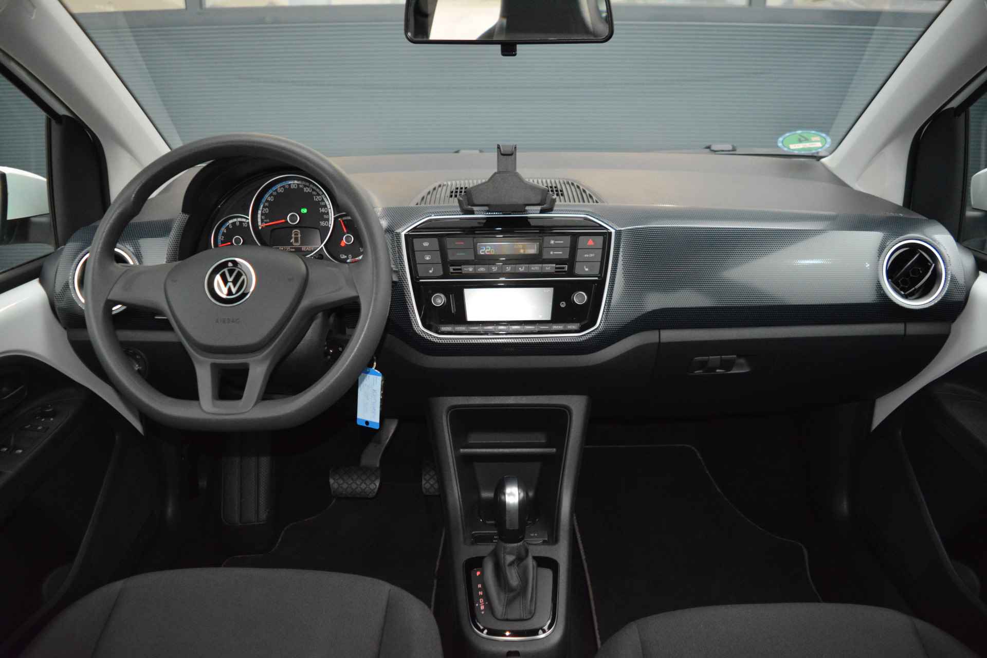 Volkswagen e-Up! Style | Camera | Cruise Control | DAB | - 9/23