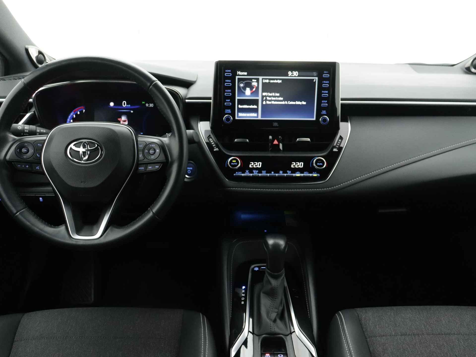 Toyota Corolla 1.8 Hybrid Bi-tone Limited | JBL | Camera | Climate Control | Cruise Control Adaptief | LM velgen | Half leder | - 6/43