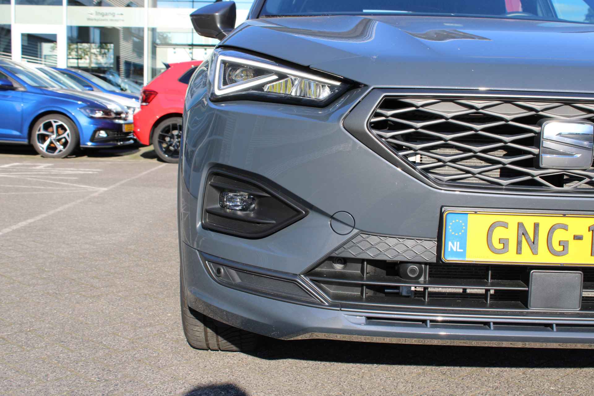 SEAT Tarraco 1.4 TSI e-Hybrid PHEV 245pk DSG FR / Panoramadak / Leder / 19"/ interieur voorverw. / Navigatie / Camera / Sportstoelen / Memory Seat / Stoelverwarming V+A - 33/37