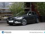 Volvo V60 2.0 B3 Automaat Plus Bright | Trekhaak | 360 Camera | Stuur/stoelverwarming | Adaptive Cruise | BLIS | Harman/Kardon