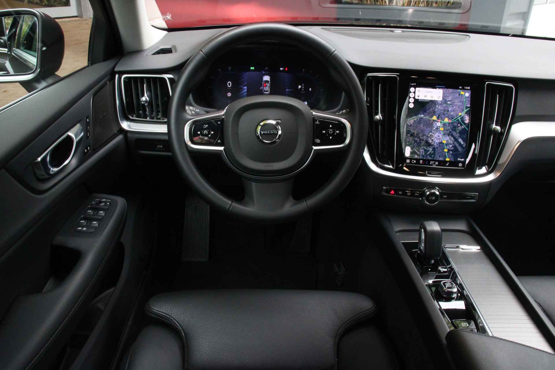 Volvo V60 2.0 B3 Automaat Plus Bright | Trekhaak | 360 Camera | Stuur/stoelverwarming | Adaptive Cruise | BLIS | Harman/Kardon - 11/15