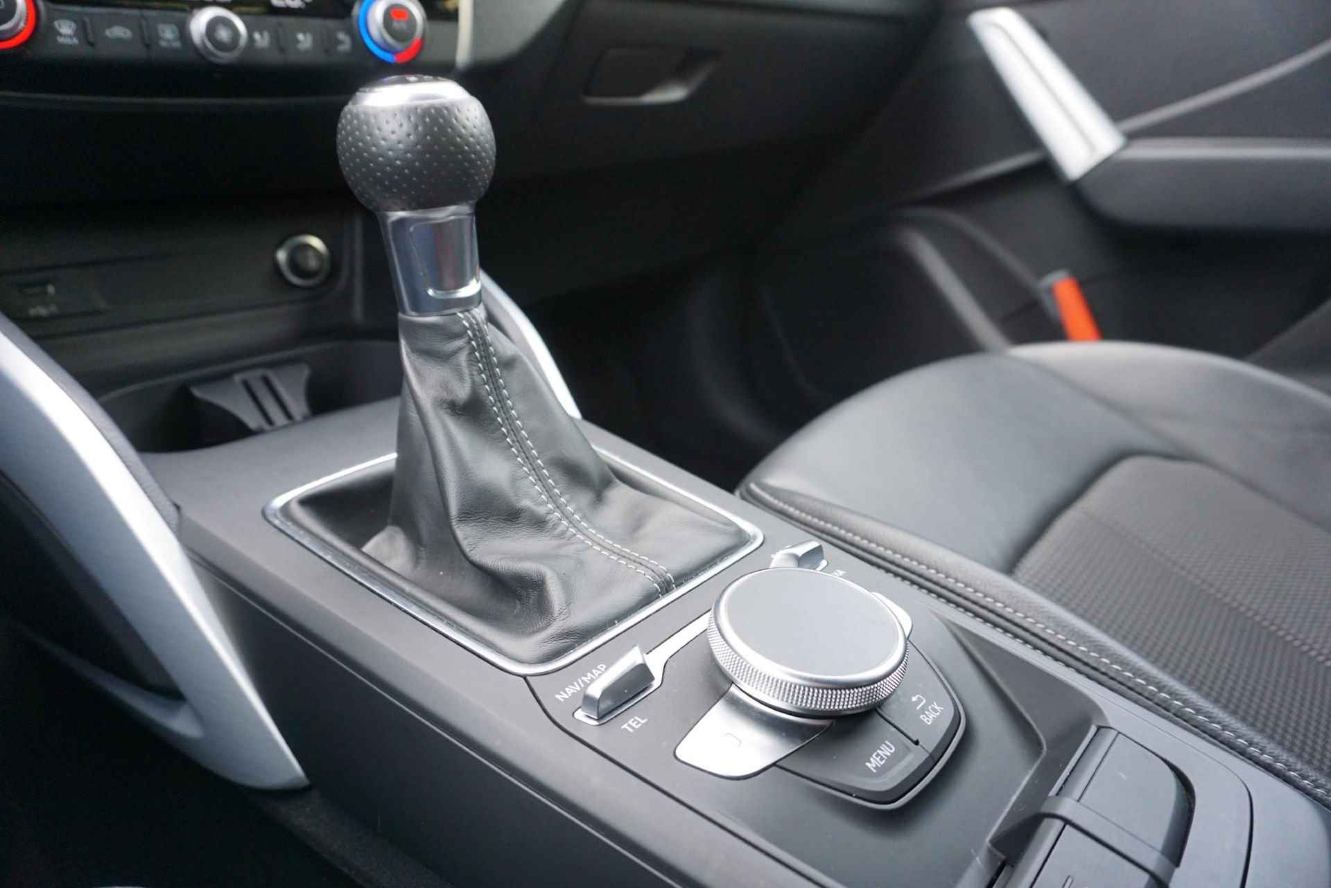Audi Q2 35 TFSI 150pk S Edition | Navigatie | Achteruitrijcamera | S-Line - 27/44