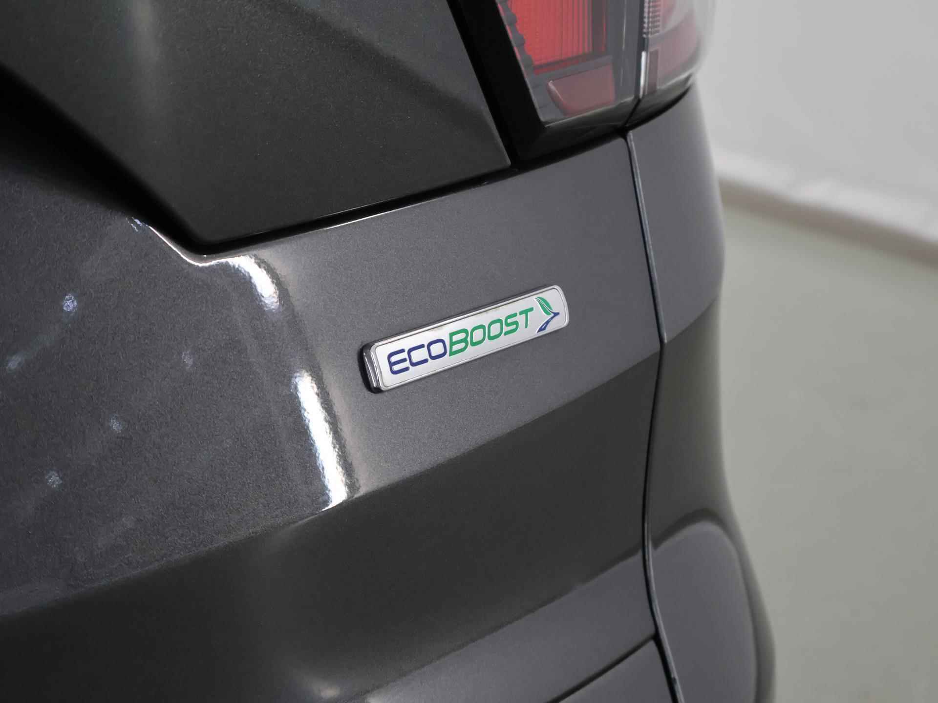 Ford Kuga 1.5 150pk EcoBoost ST Line | Xenon koplampen | Winterpakket | 19" Lichtmet. Velgen | Elekt. Achterklep | - 38/42