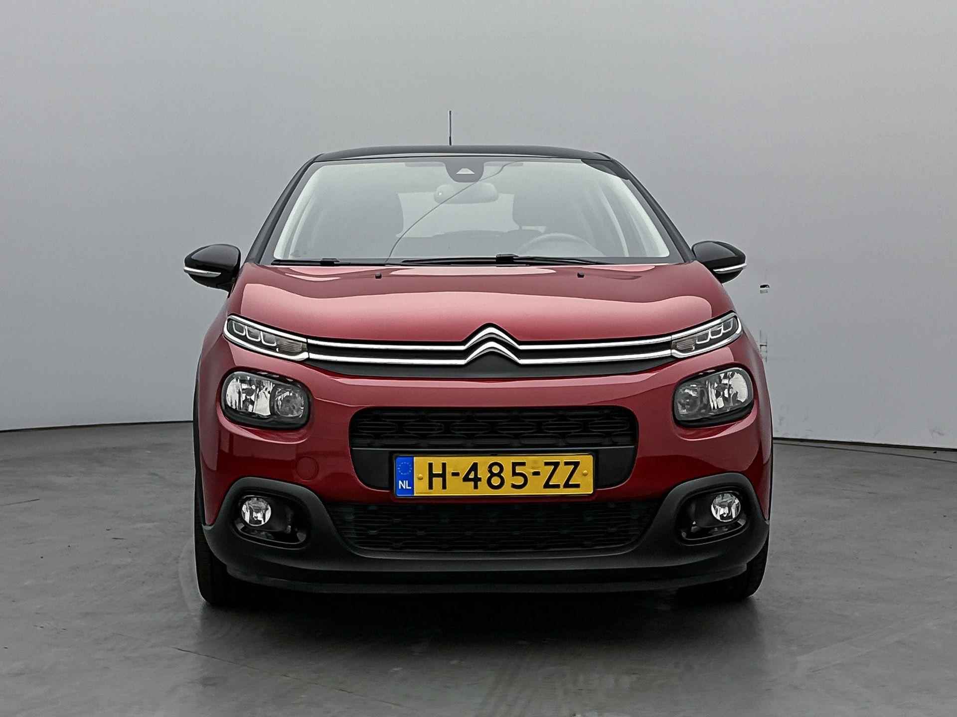 Citroen C3 Feel Edition 83pk | Navigatie | Climate Control | Cruise Control | Parkeersensoren | DAB+ radio | Apple Carplay / Android Auto | Bluetooth | Donker getint glas | Afwijkende dakkleur | Automatisch dimlicht | Elektrisch inklapbare spiegels | Regensensor | Lage kilometerstand | - 4/32