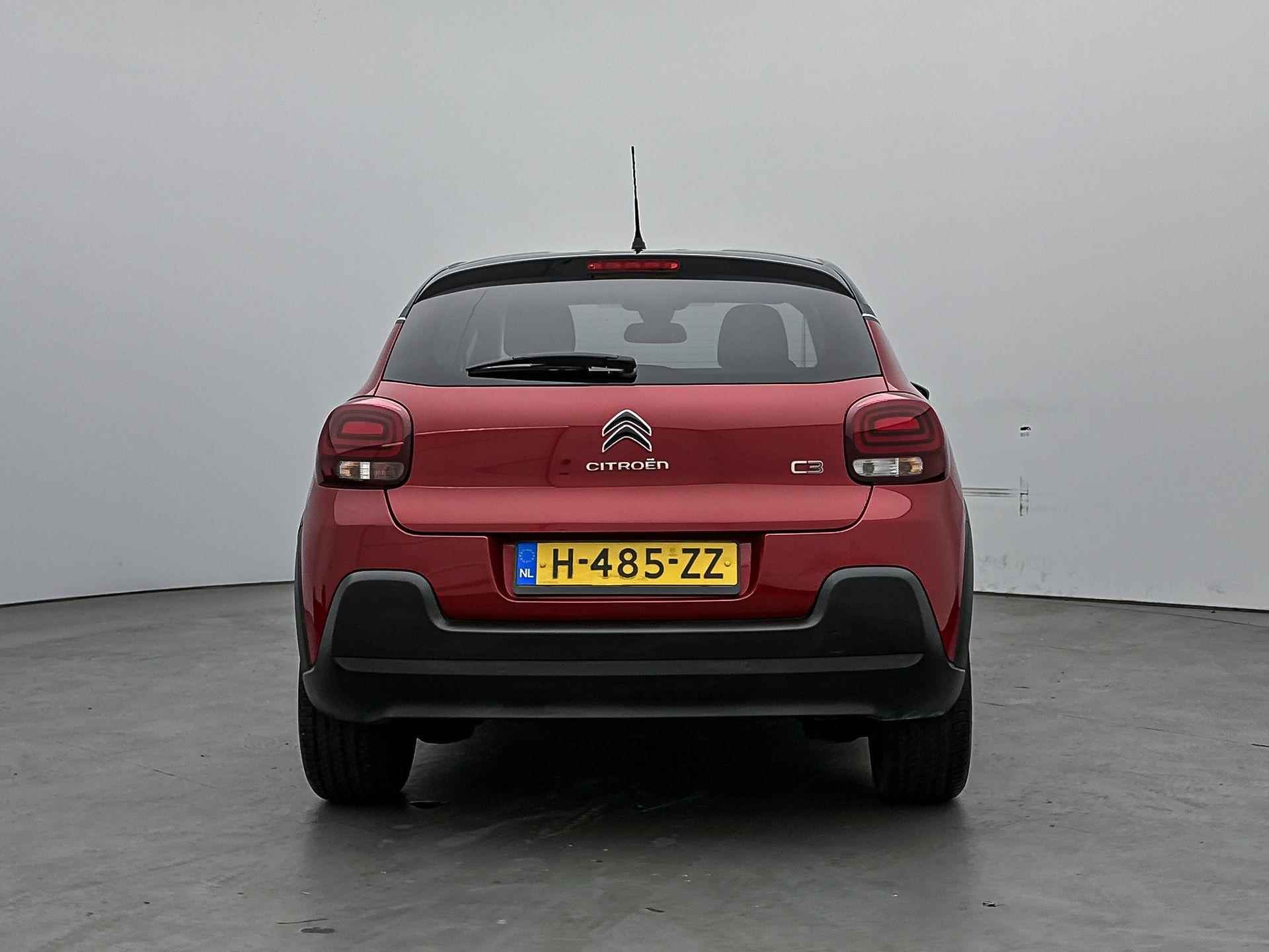 Citroen C3 Feel Edition 83pk | Navigatie | Climate Control | Cruise Control | Parkeersensoren | DAB+ radio | Apple Carplay / Android Auto | Bluetooth | Donker getint glas | Afwijkende dakkleur | Automatisch dimlicht | Elektrisch inklapbare spiegels | Regensensor | Lage kilometerstand | - 8/32