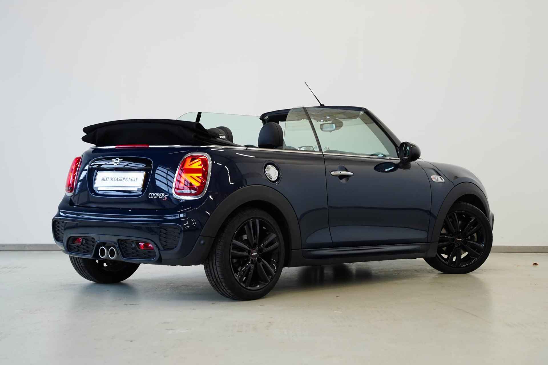 MINI Cabrio Cooper S Business Plus John Cooper Works Aut. - 3/21