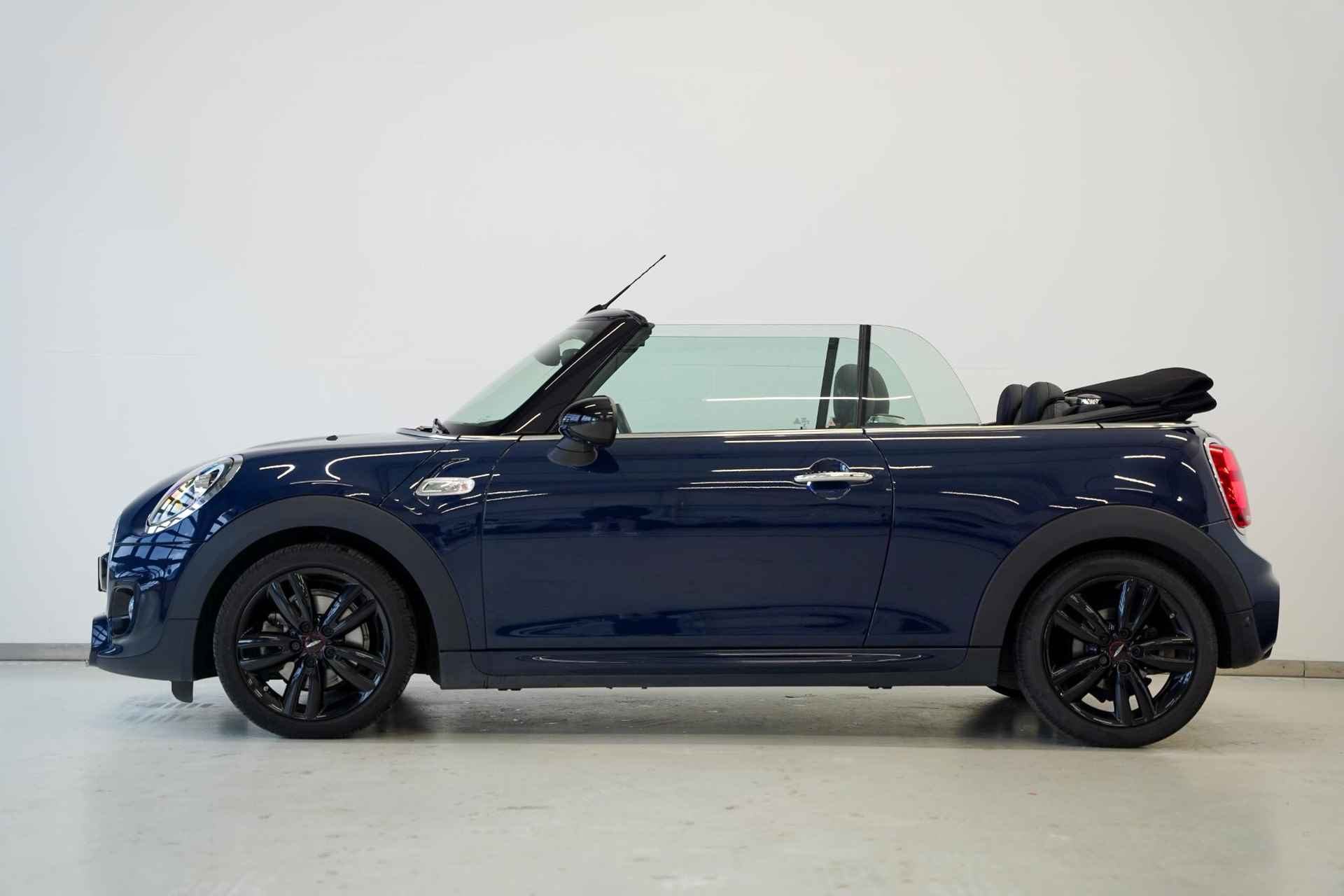 MINI Cabrio Cooper S Business Plus John Cooper Works Aut. - 5/21