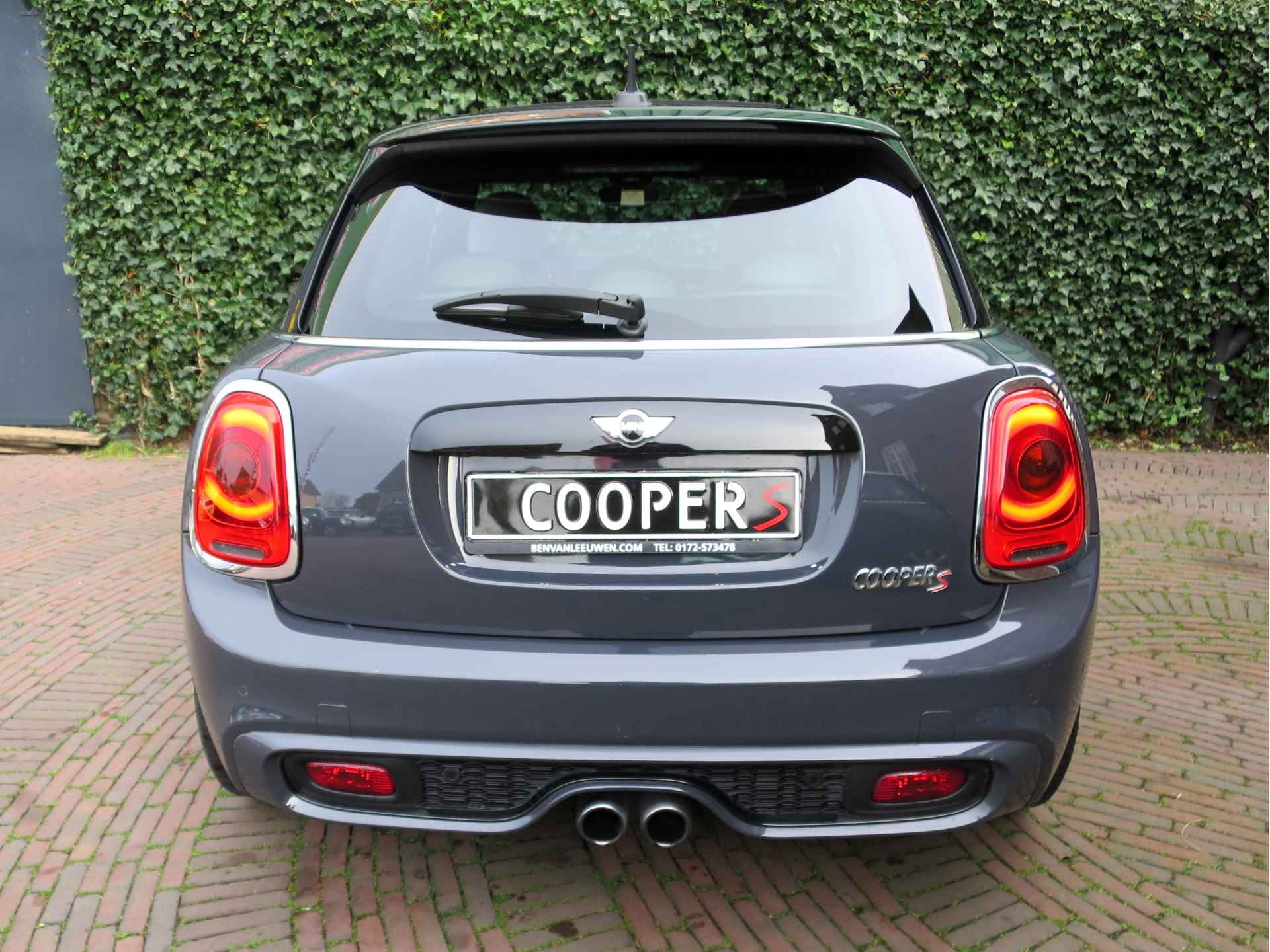 MINI Cooper S 2.0 Chili F55 5-drs automaat met Pano.dak, HK-audio, Navi XL, Leer en 17" - 33/44