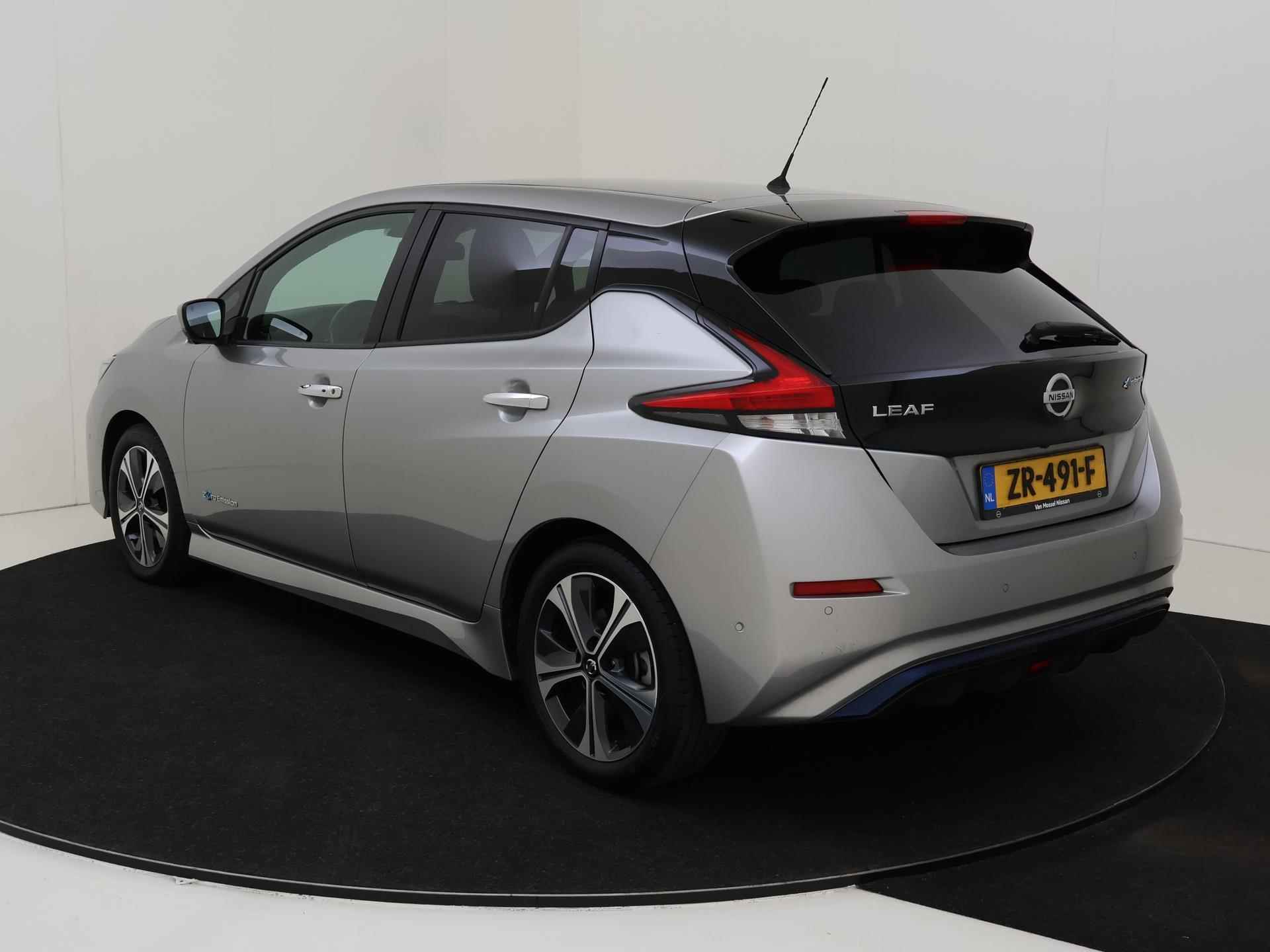 Nissan LEAF Tekna 40 kWh | Leder/Alcantara | ProPILOT | Stoel- stuurwielverwarming | Achterbank verwarmd | Bose Audio | Full-Map Navigatie | Privacy Glass | - 7/29