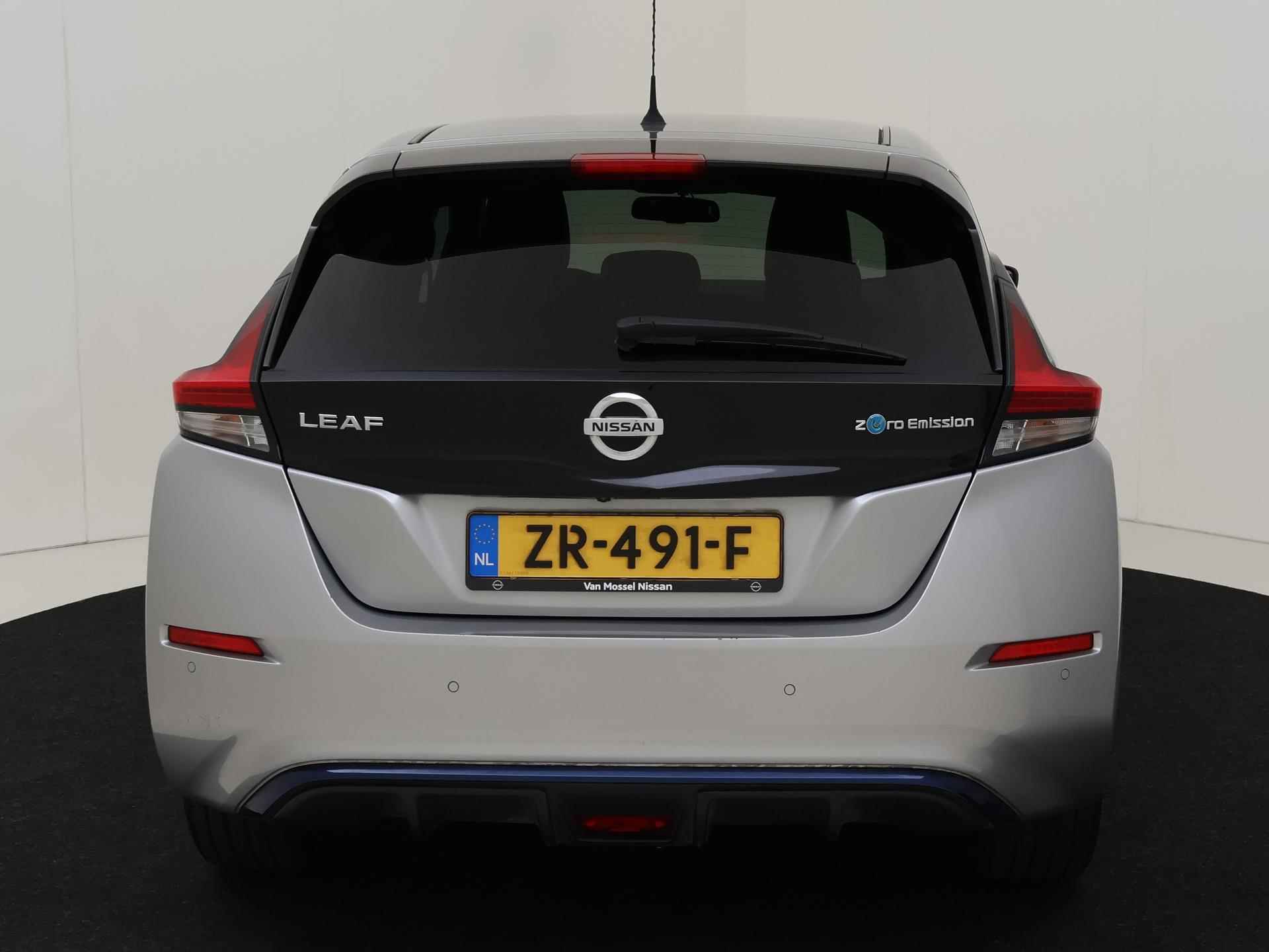 Nissan LEAF Tekna 40 kWh | Leder/Alcantara | ProPILOT | Stoel- stuurwielverwarming | Achterbank verwarmd | Bose Audio | Full-Map Navigatie | Privacy Glass | - 8/29