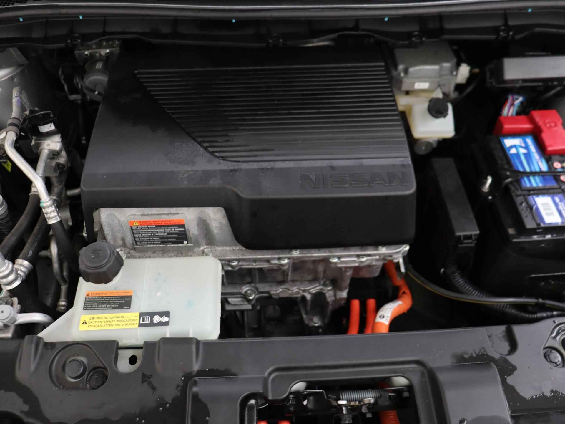 Nissan LEAF Tekna 40 kWh | Leder/Alcantara | ProPILOT | Stoel- stuurwielverwarming | Achterbank verwarmd | Bose Audio | Full-Map Navigatie | Privacy Glass | - 11/29