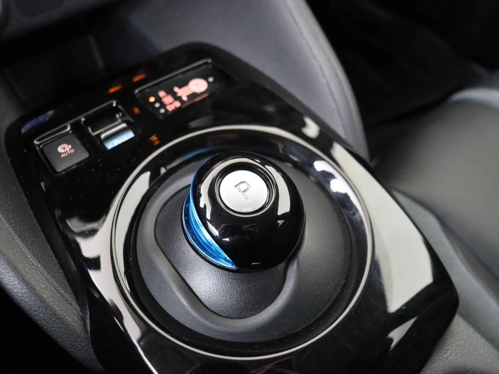Nissan LEAF Tekna 40 kWh | Leder/Alcantara | ProPILOT | Stoel- stuurwielverwarming | Achterbank verwarmd | Bose Audio | Full-Map Navigatie | Privacy Glass | - 21/29