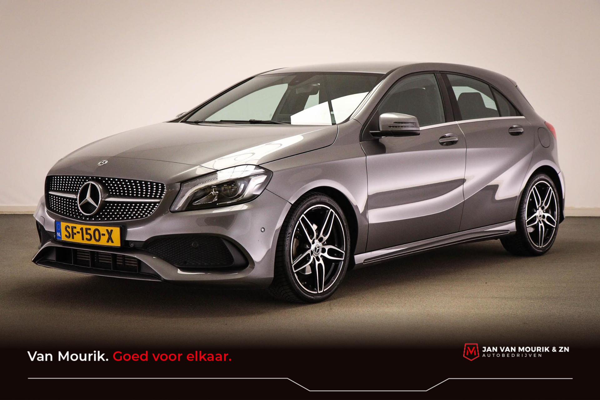 Mercedes-Benz A-klasse 160 AMG Sport Edition | LED | HALF LEDER | CAMERA