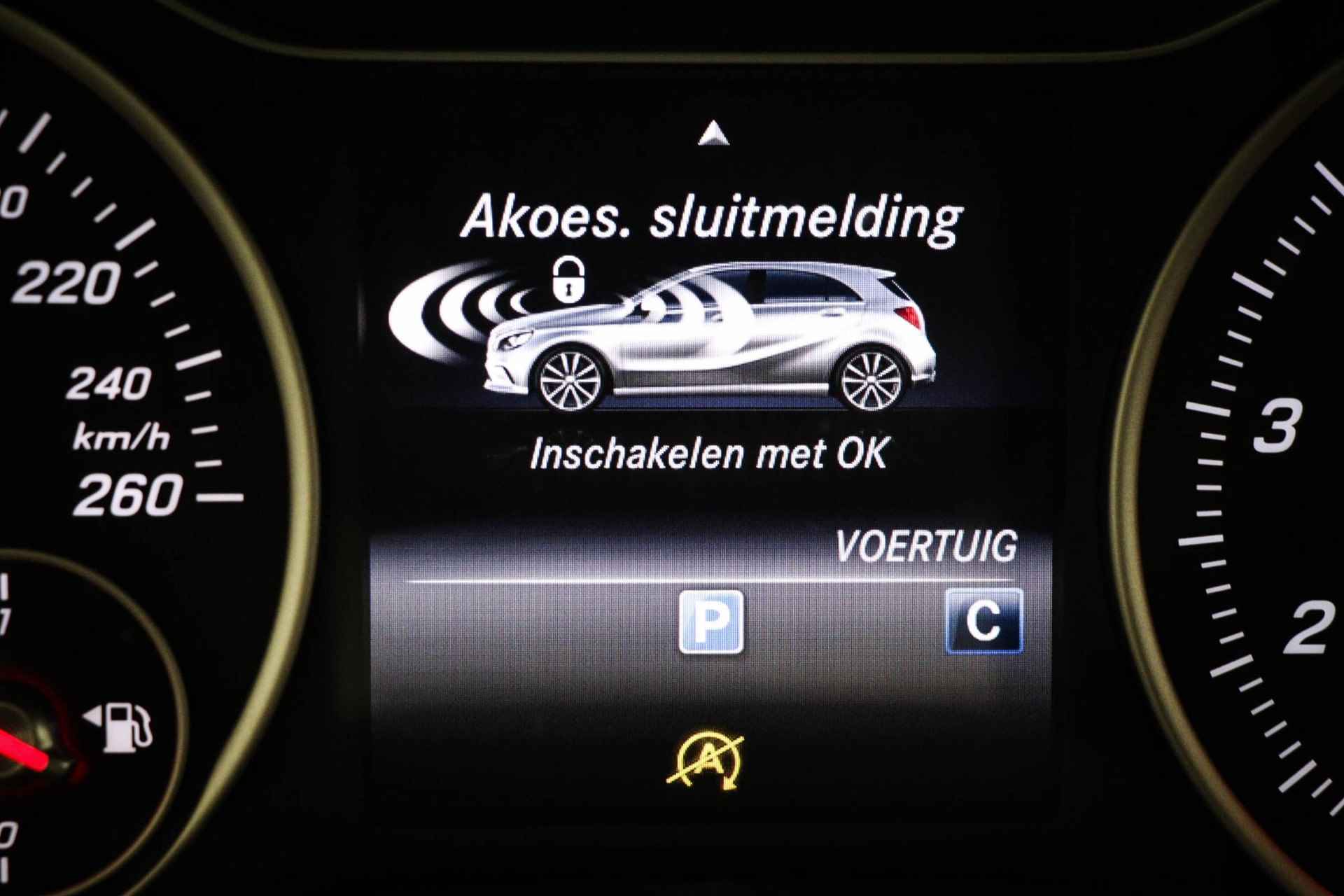 Mercedes-Benz A-klasse 160 AMG Sport Edition | LED | HALF LEDER | CAMERA - 37/57