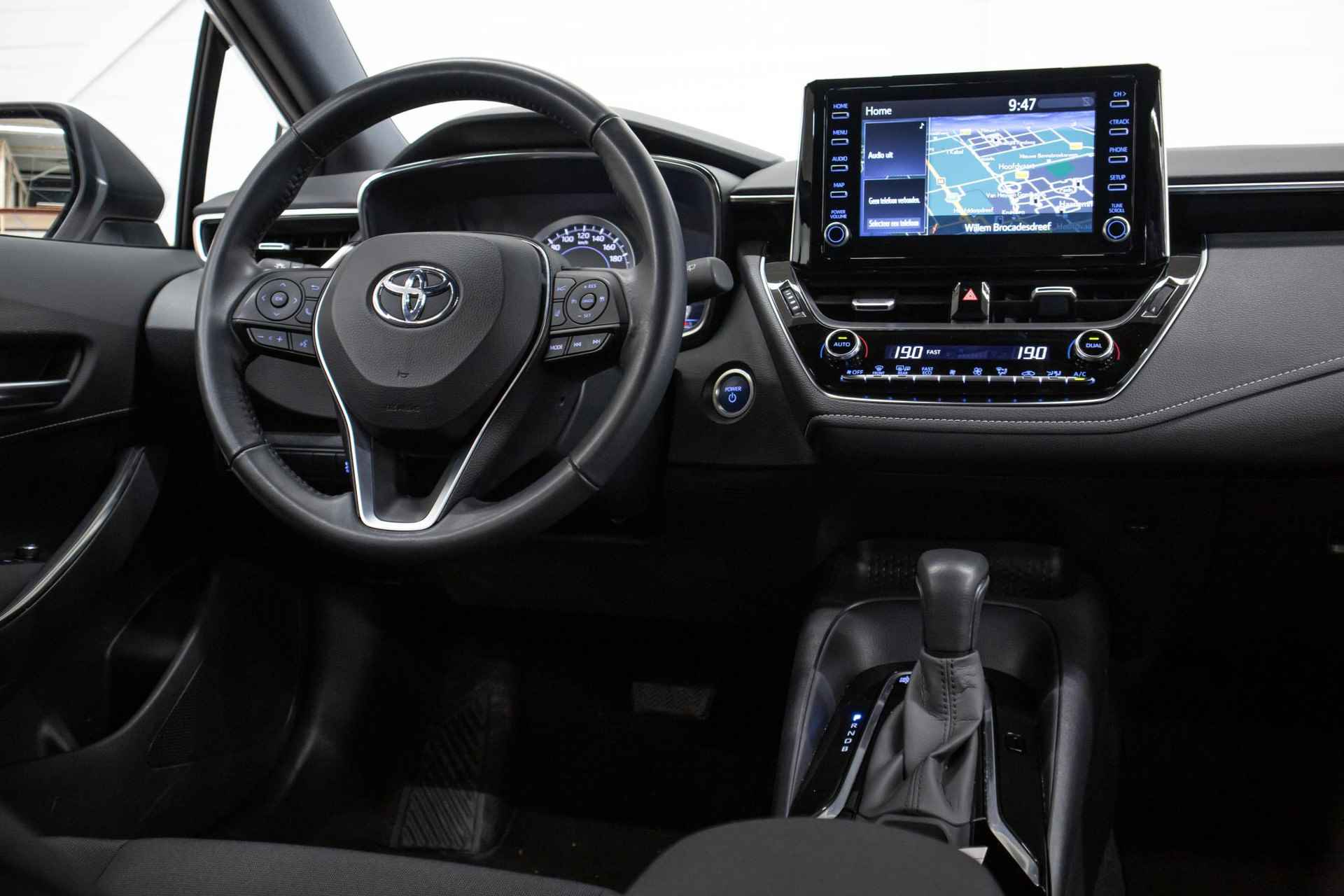 Toyota Corolla Touring Sports 1.8 Hybrid Active - 8/22