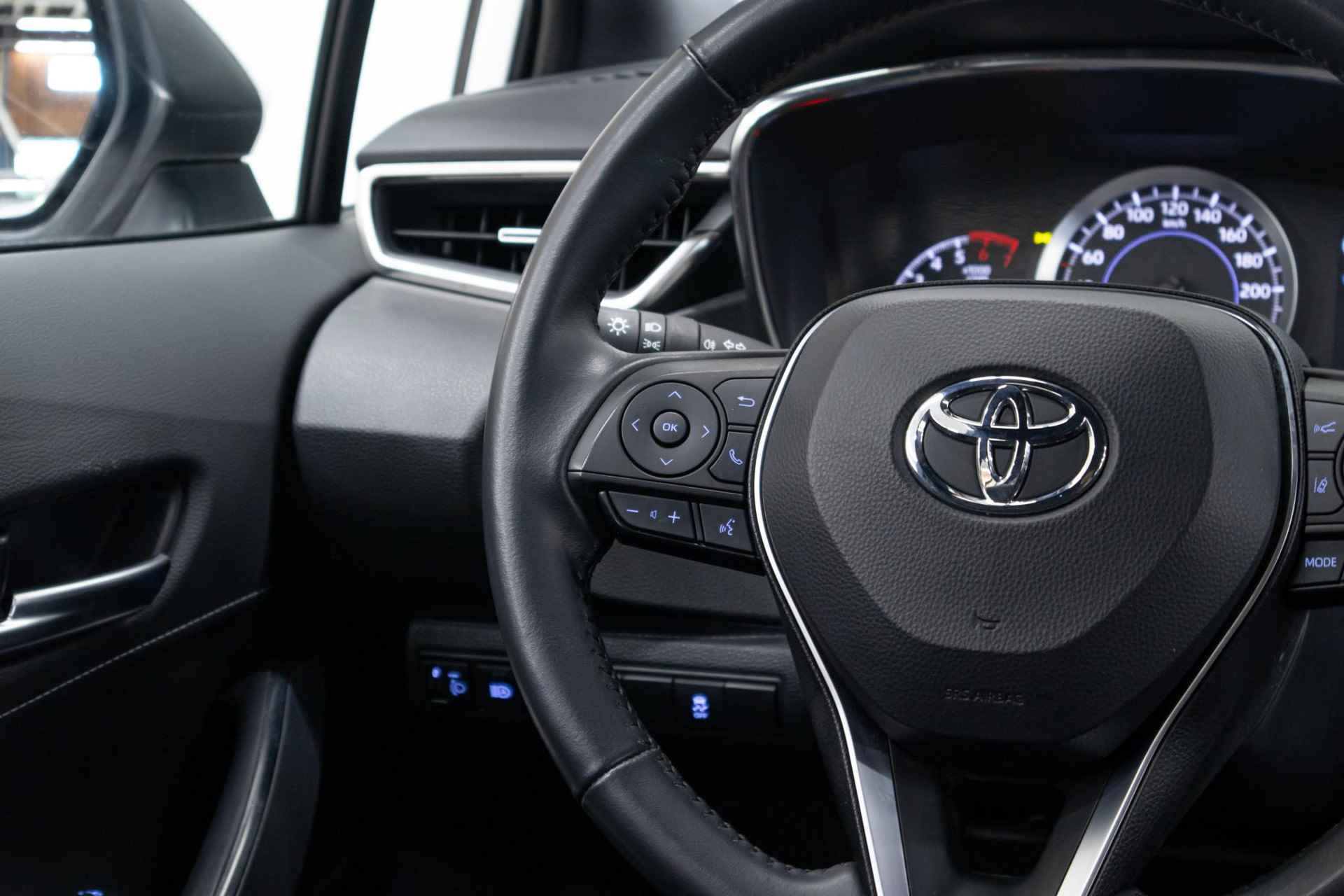 Toyota Corolla Touring Sports 1.8 Hybrid Active - 10/22
