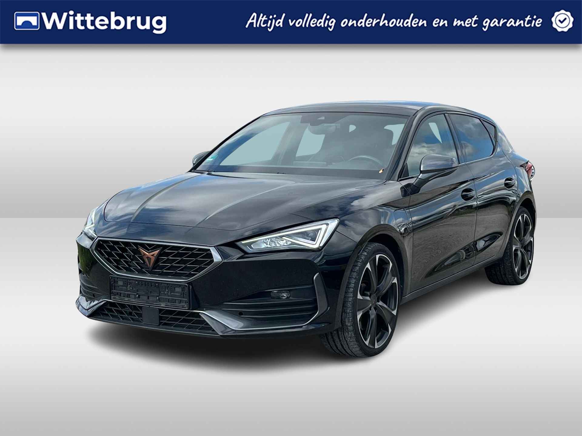 CUPRA Leon 1.4 e-Hybrid 245pk DSG VZ Performance / Panoramadak / Supersport Stuur / Stuur & Stoelverwarming / Navigatie / App-Connect / LED / 19" LMV - 1/6