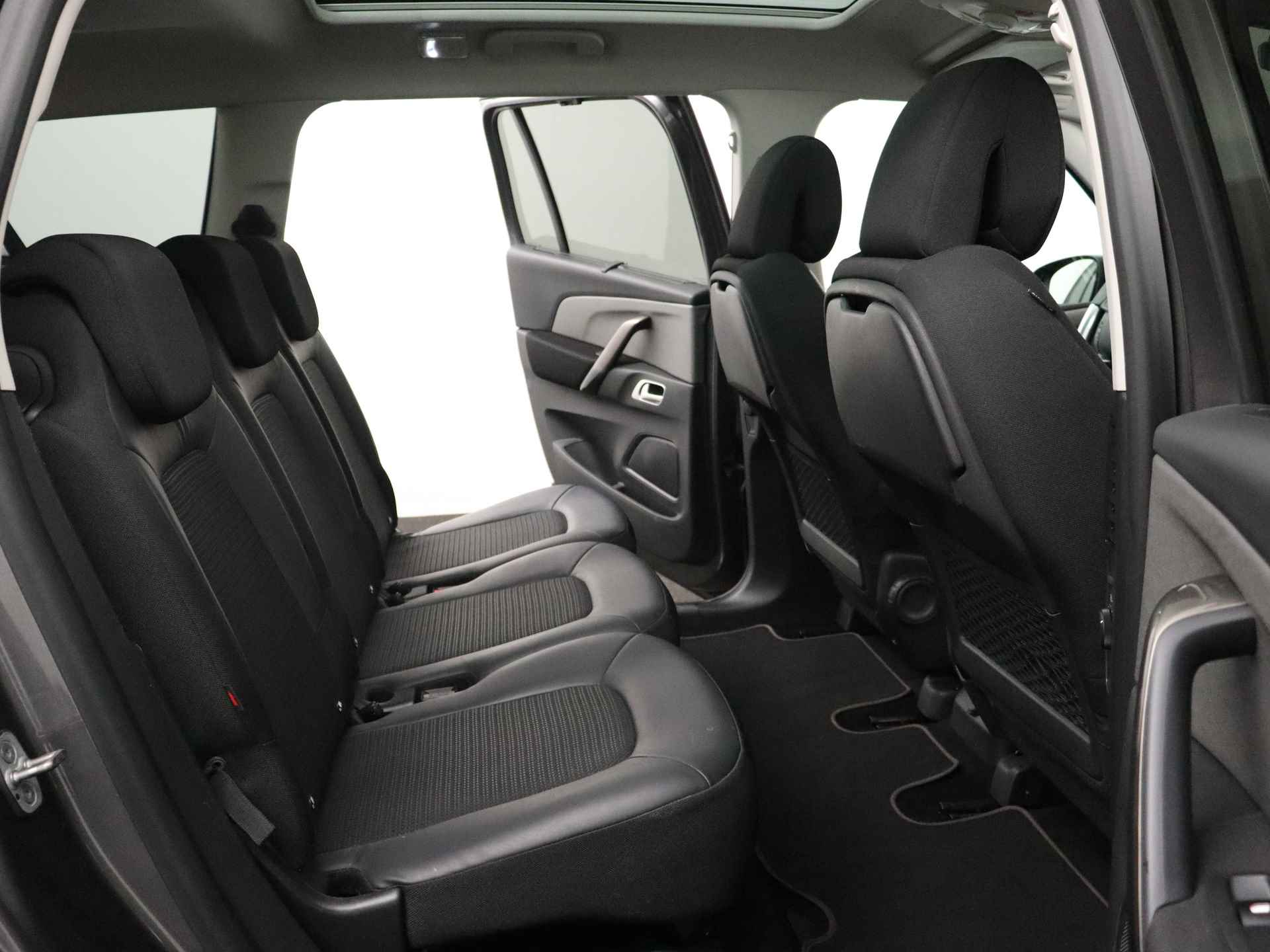 Citroën Grand C4 Spacetourer 130 PK Shine Automaat | Rijklaar | Panorama dak | Adaptive cruise control | Parkeersensoren rondom | Camera achter - 9/26