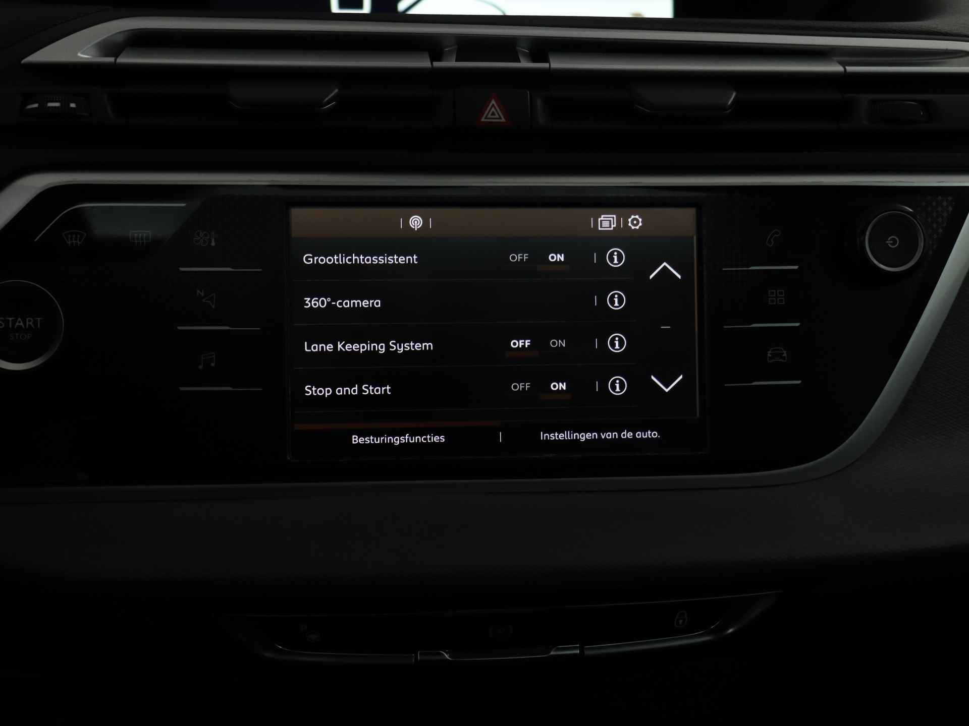 Citroën Grand C4 Spacetourer 130 PK Shine Automaat | Rijklaar | Panorama dak | Adaptive cruise control | Parkeersensoren rondom | Camera achter - 17/26
