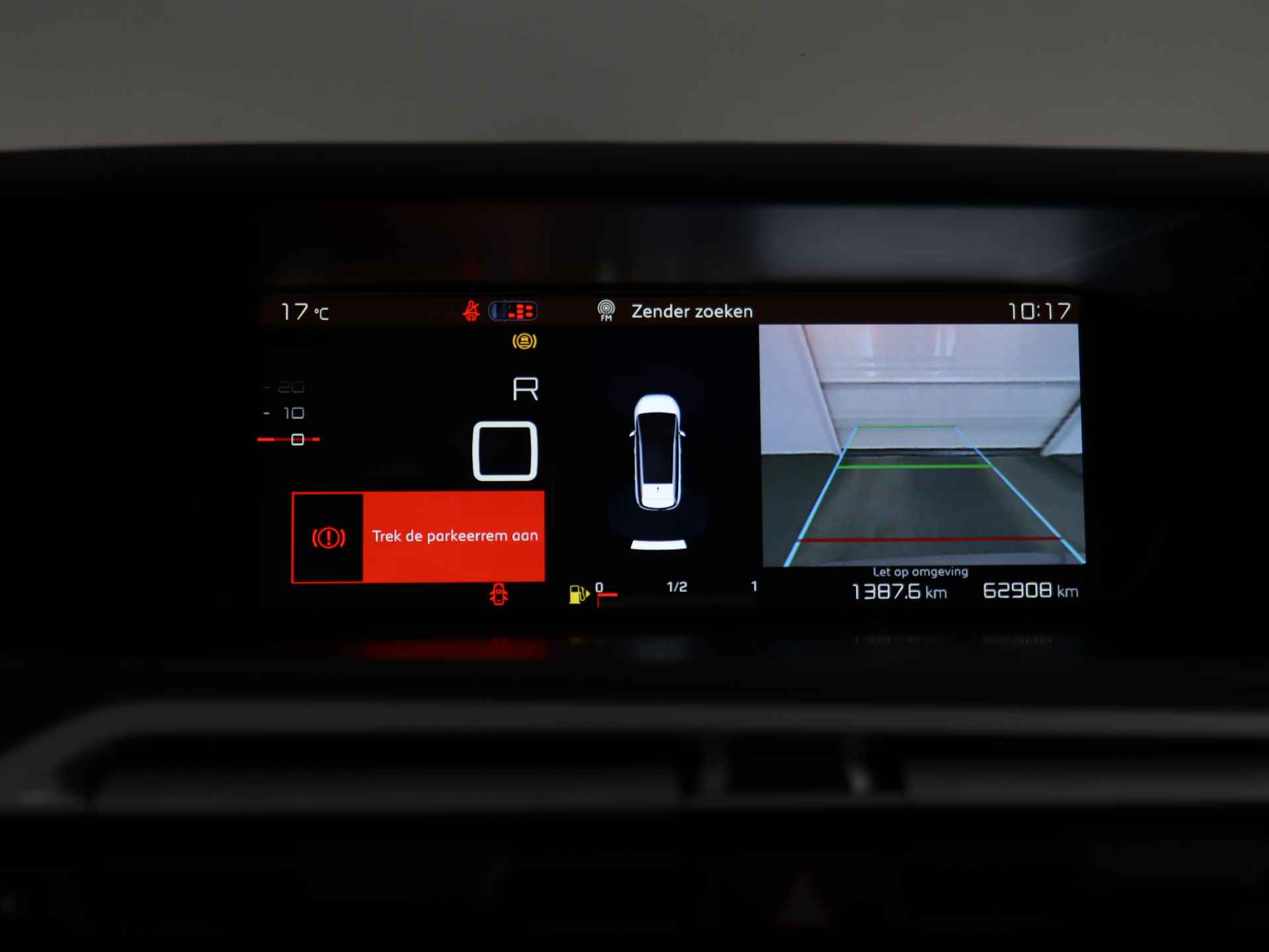 Citroën Grand C4 Spacetourer 130 PK Shine Automaat | Rijklaar | Panorama dak | Adaptive cruise control | Parkeersensoren rondom | Camera achter - 19/26