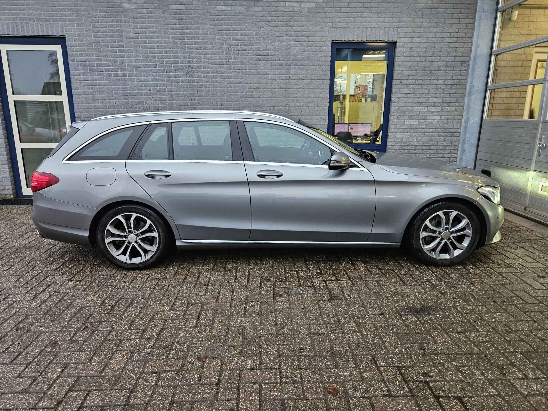 Mercedes-Benz C-Klasse Estate 350 e Lease Edition Inclusief Afleveringskosten - 2/36