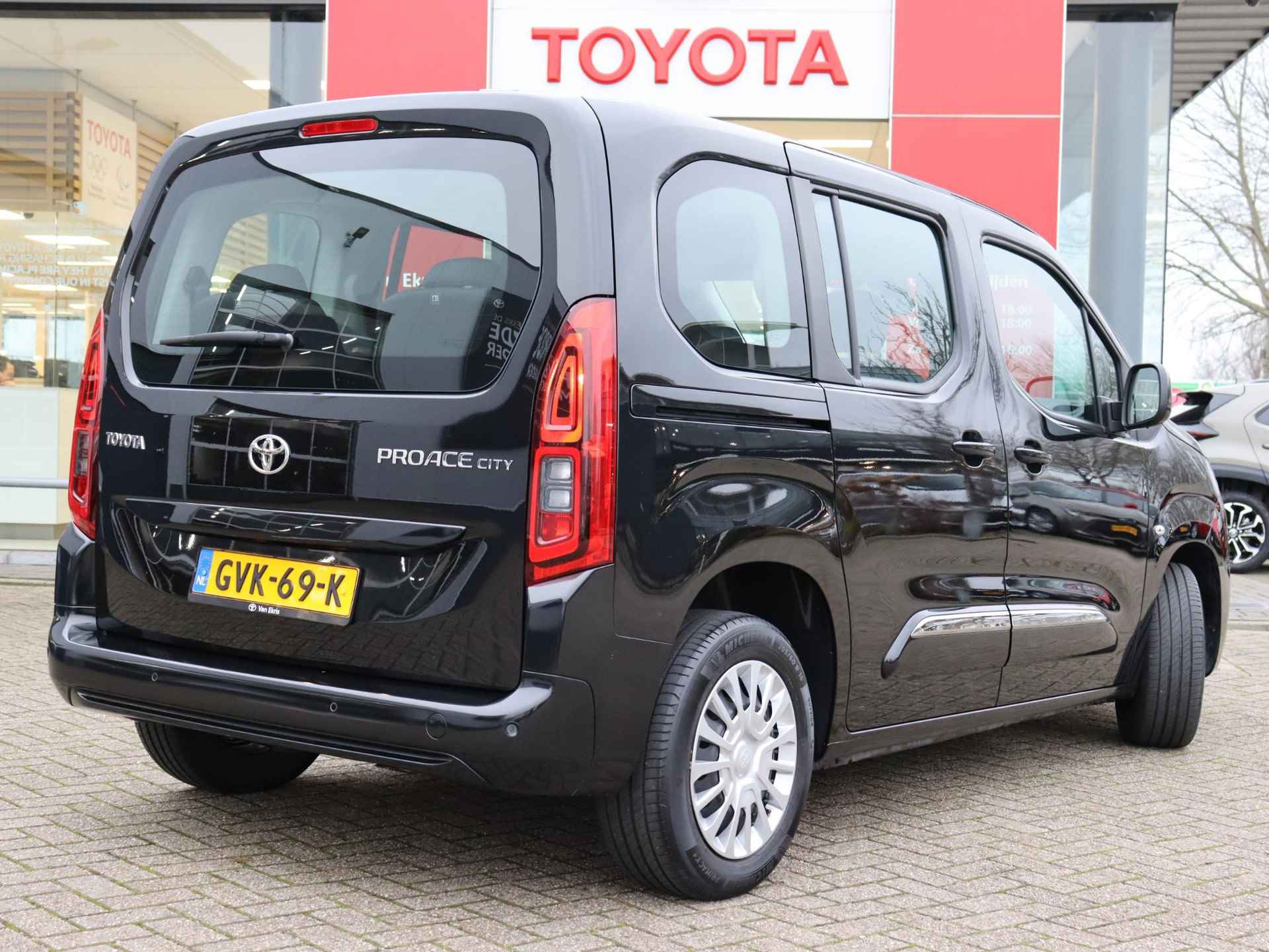 Toyota PROACE CITY Verso 1.2 Turbo Live 7-Persoons - 8/41