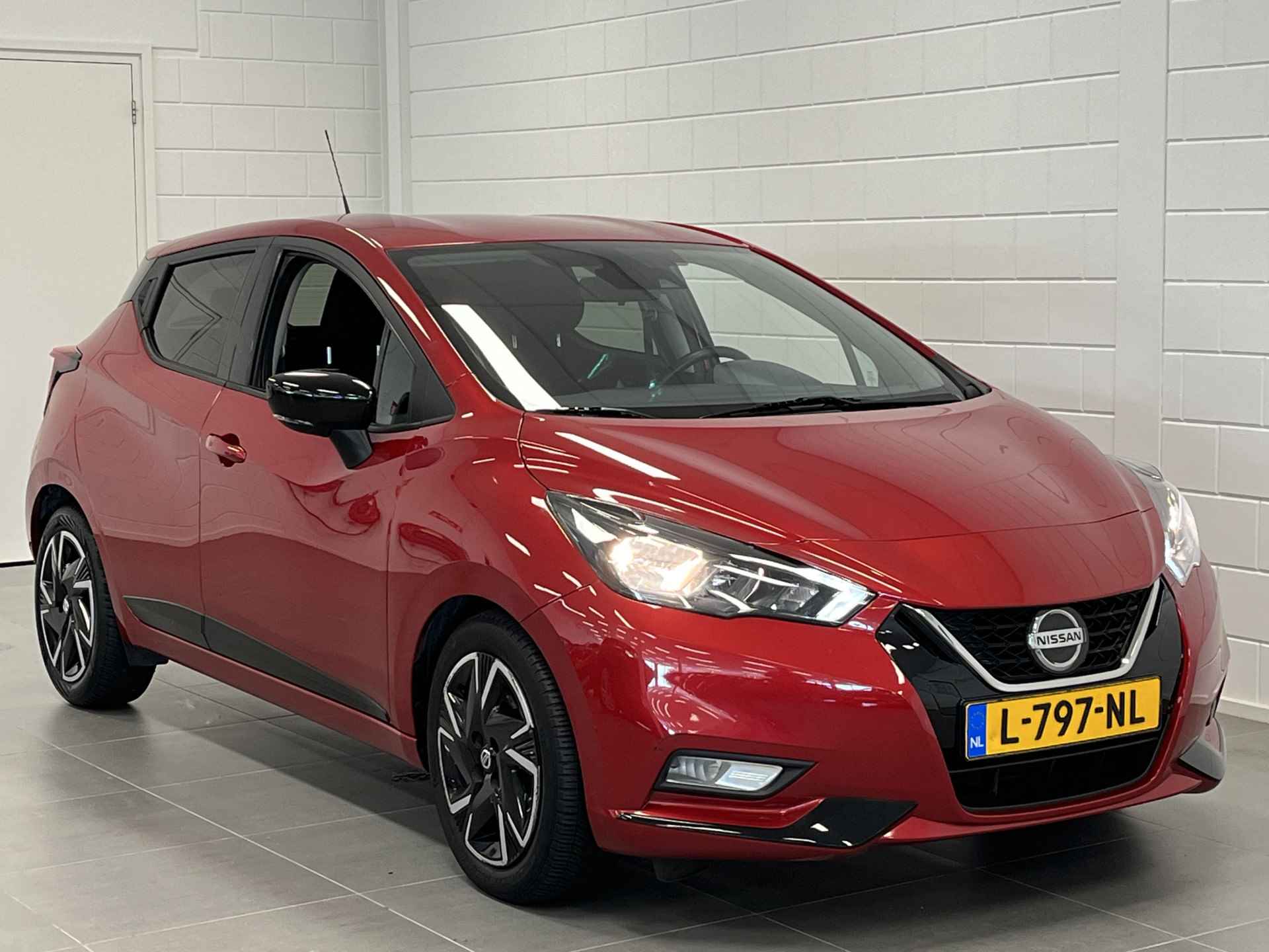 Nissan Micra 1.0 IG-T N-Design AUTOMAAT! | NAVIGATIE | CLIMATE CONTROL | ALL SEASON BANDEN - 10/44