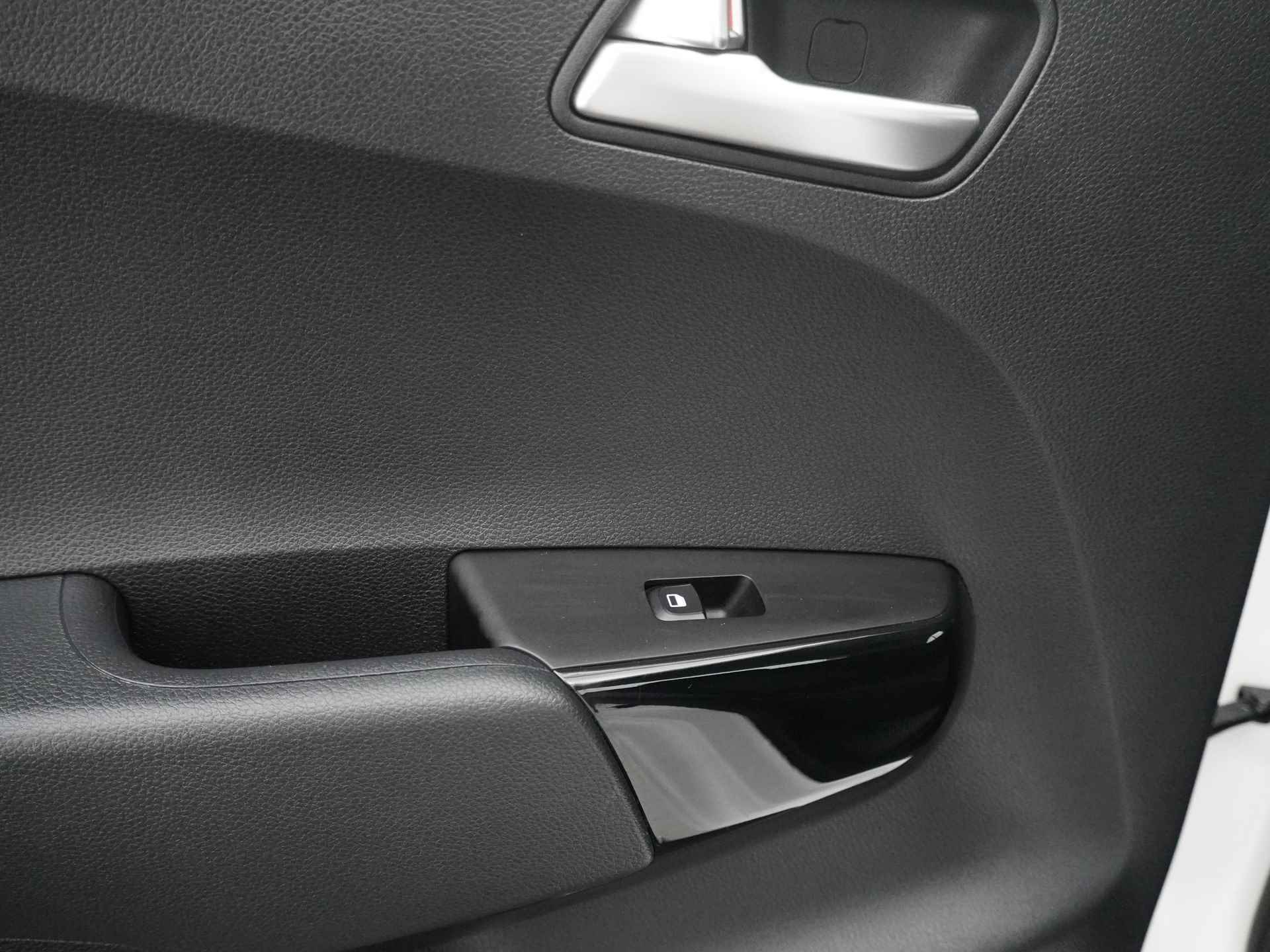 Kia Picanto 1.0 DPi DynamicLine - Achteruitrijcamera - Airco - Cruise Control - AppleCarplay/AndroidAuto - Fabrieksgarantie tot 08-2030 - 29/43