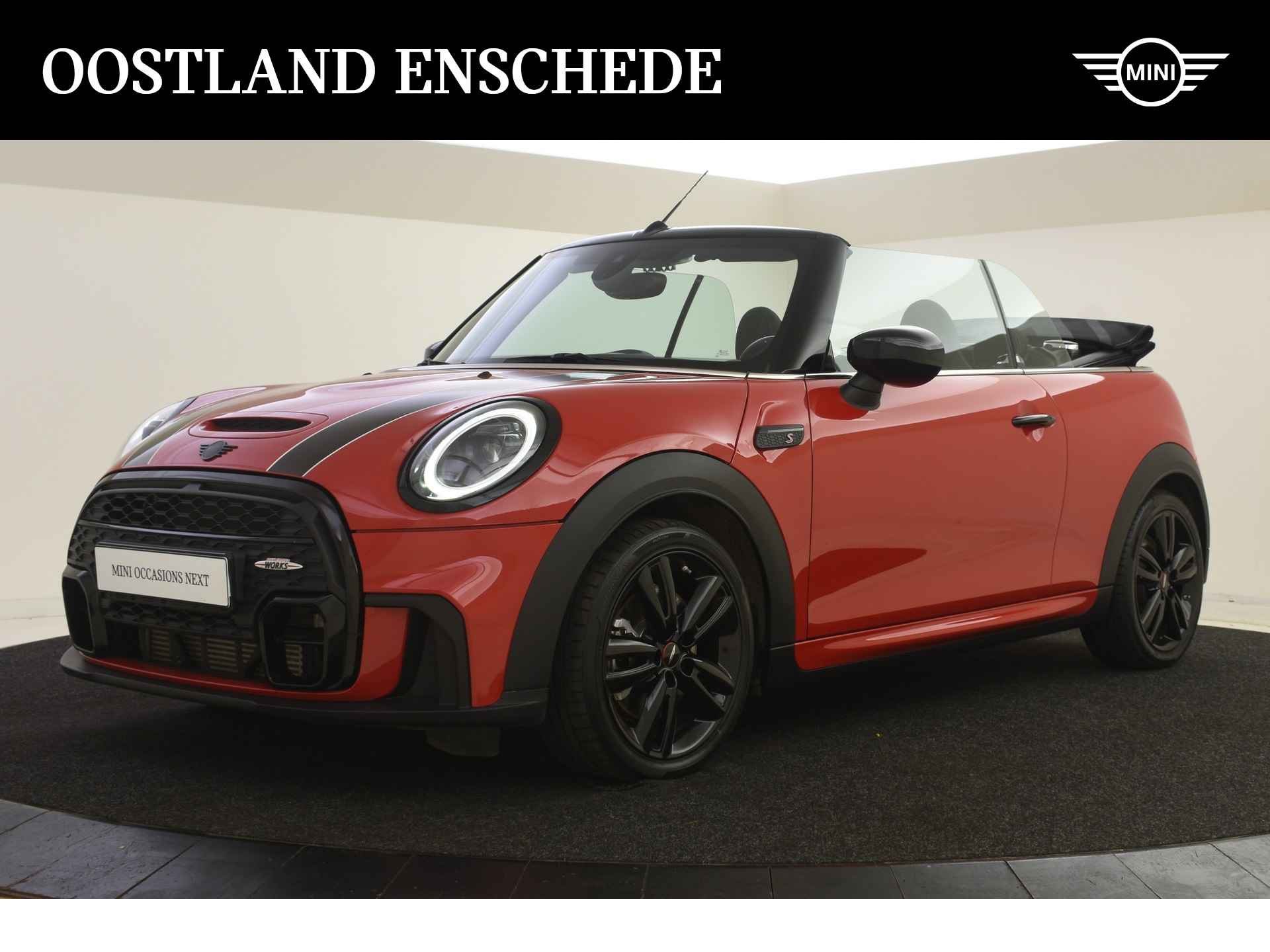 MINI Cabrio Cooper S JCW Automaat / JCW Sportstoelen / Comfort Access / Adaptief onderstel / Cruise Control / Stoelverwarming - 1/50