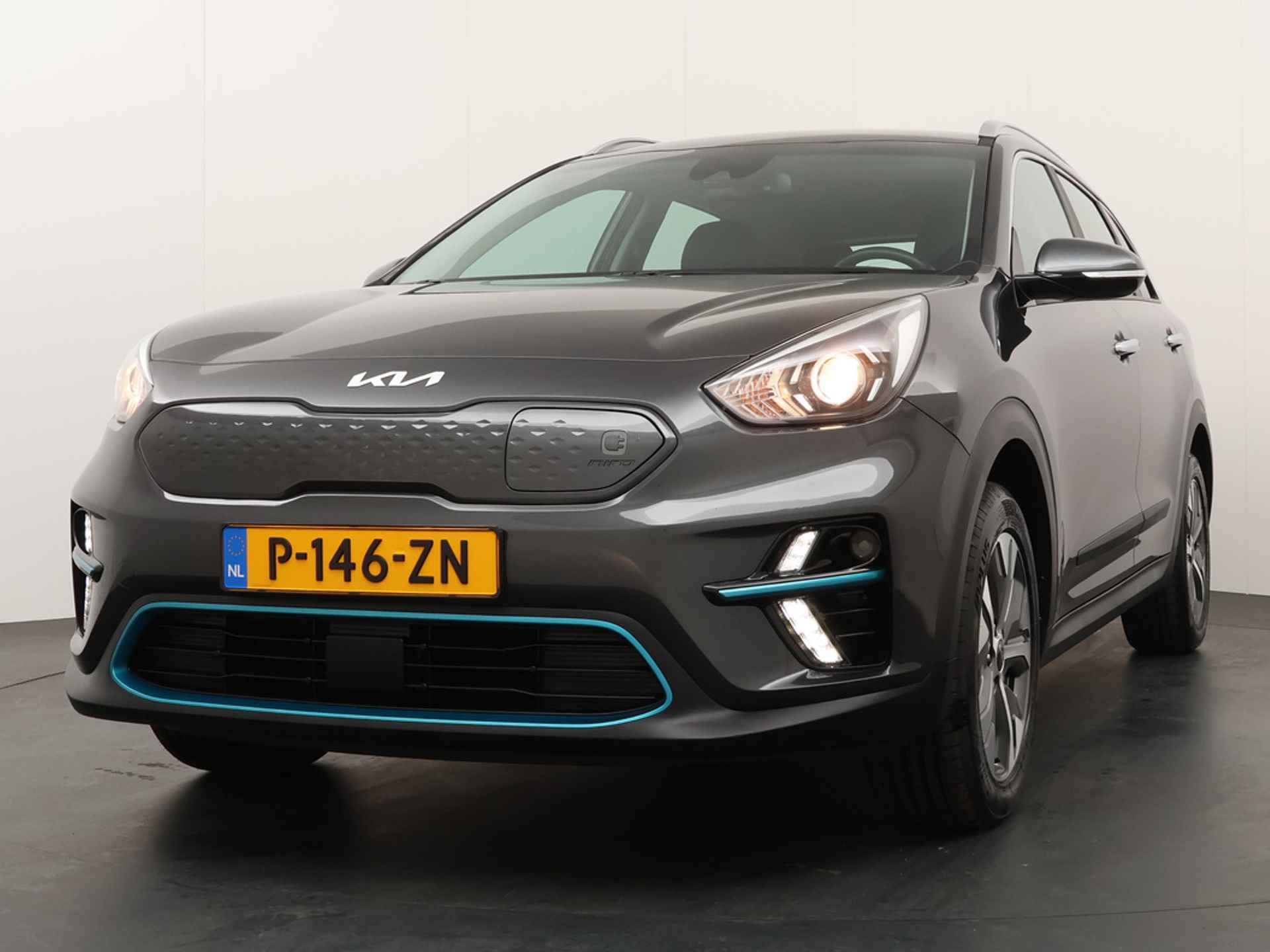 Kia e-Niro DynamicLine 64 kWh - Navigatie - Camera - Climate control - Apple Carplay/Android Auto - Fabrieksgarantie tot 07-2029 - 2/45