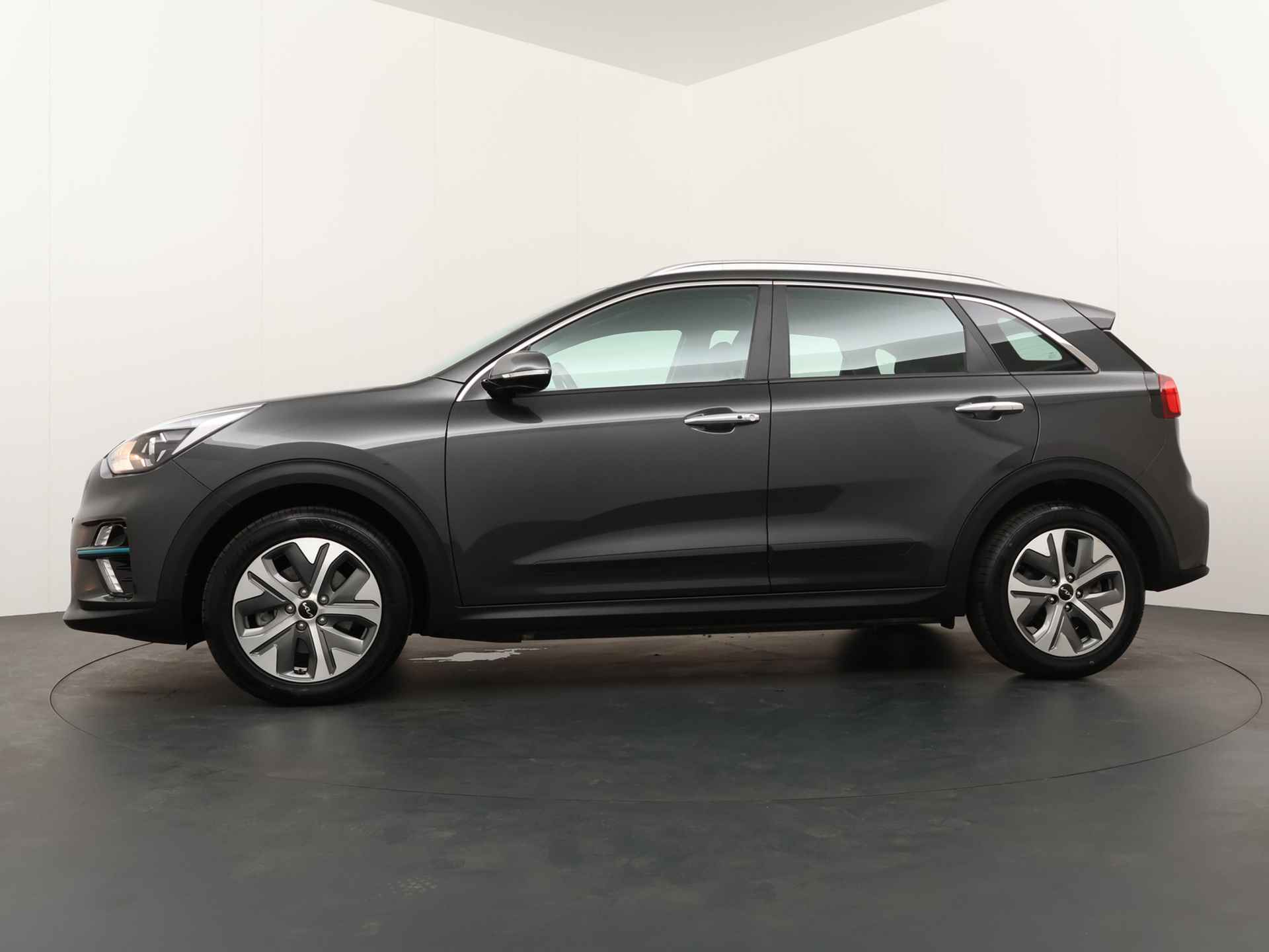 Kia e-Niro DynamicLine 64 kWh - Navigatie - Camera - Climate control - Apple Carplay/Android Auto - Fabrieksgarantie tot 07-2029 - 3/45