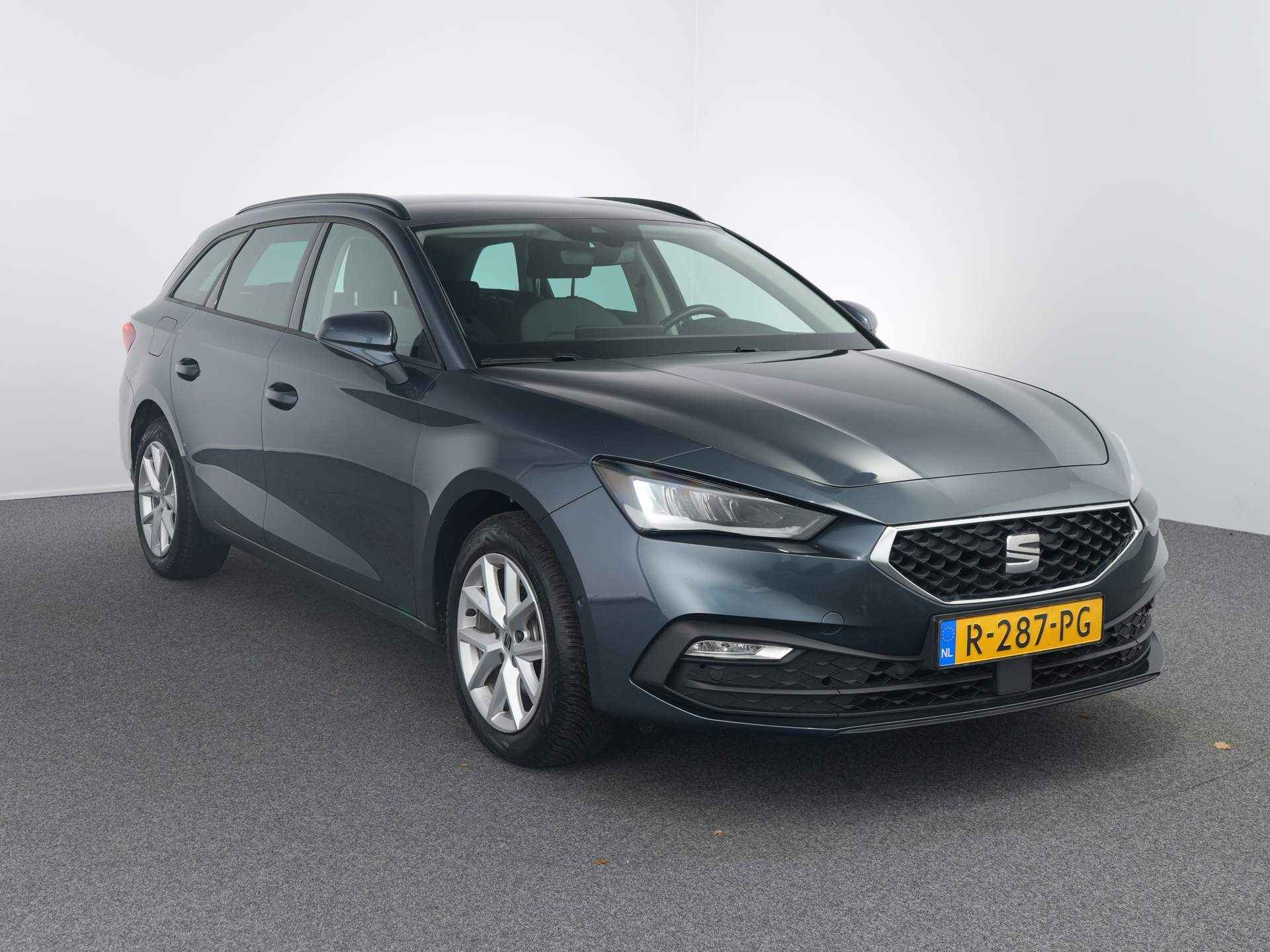 SEAT Leon Sportstourer 1.0 TSI Style Business Intense | Apple Carplay/Android Auto | Cruise | Camera - 10/26