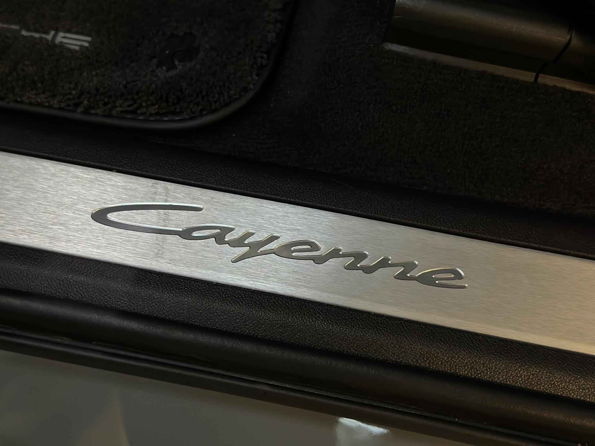 Porsche Cayenne Coupé 3.0 E-Hybrid Facelift Dualscreen Carbon - 18/42