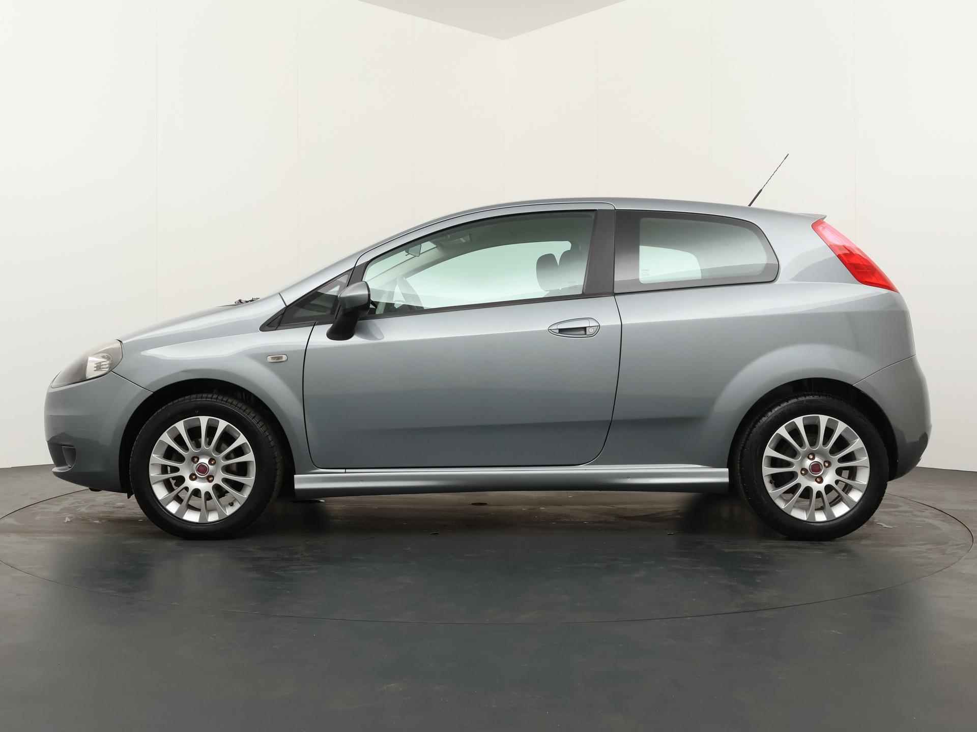 Fiat Grande Punto 1.4 NeroBianco | Airco | L.M. velgen | 117.894 KM | - 3/22