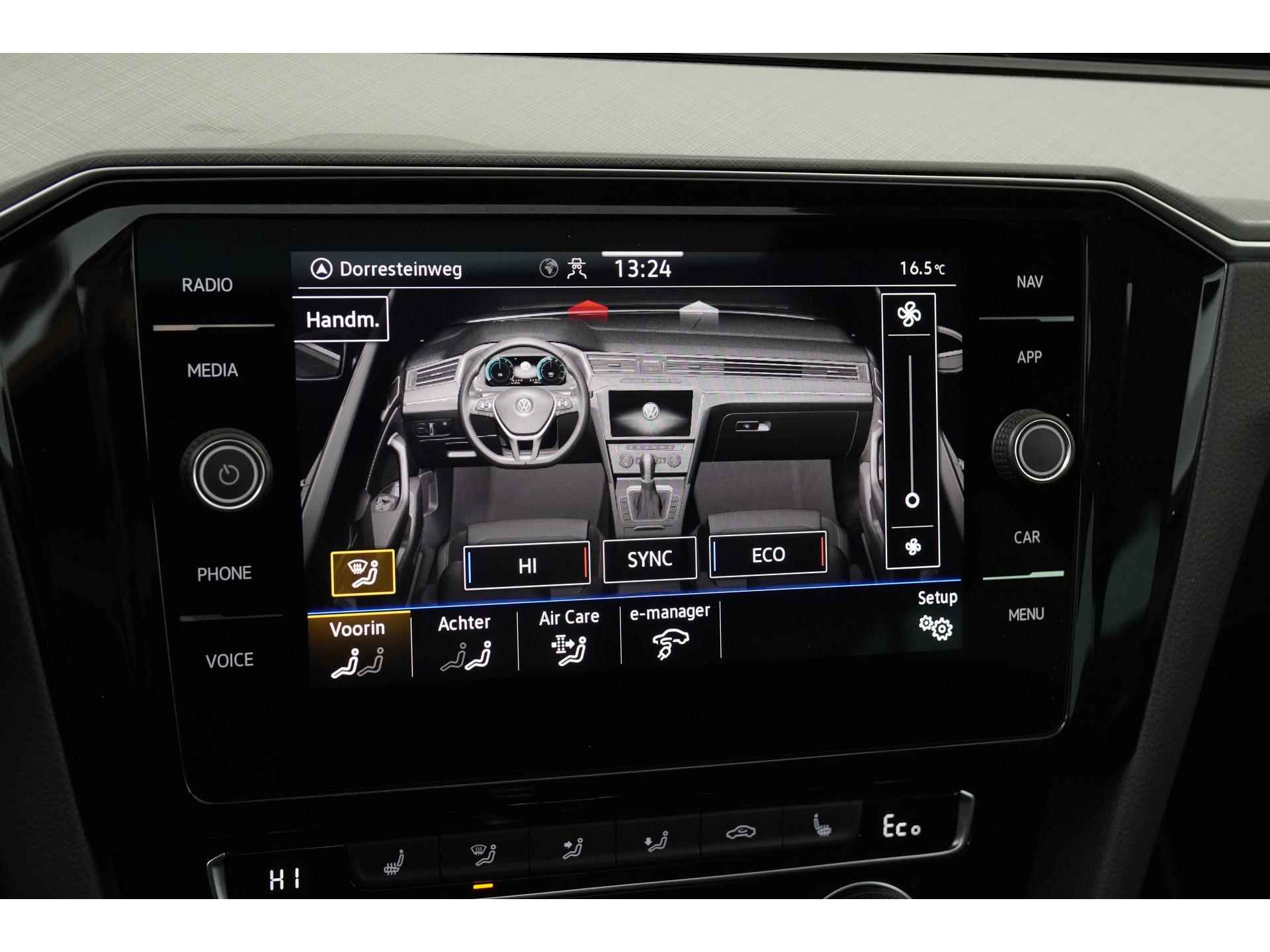 Volkswagen Passat Variant 1.4 TSI PHEV GTE | Digital Cockpit | Panoramadak | Matrix LED | Zondag Open! - 11/47