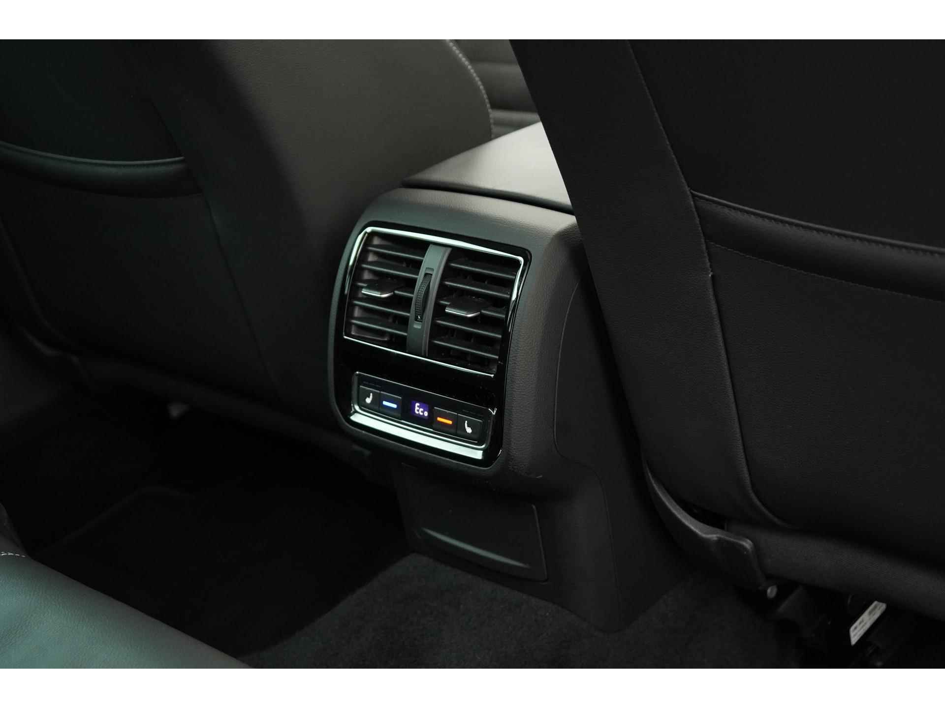 Volkswagen Passat Variant 1.4 TSI PHEV GTE | Digital Cockpit | Panoramadak | Matrix LED | Zondag Open! - 41/47