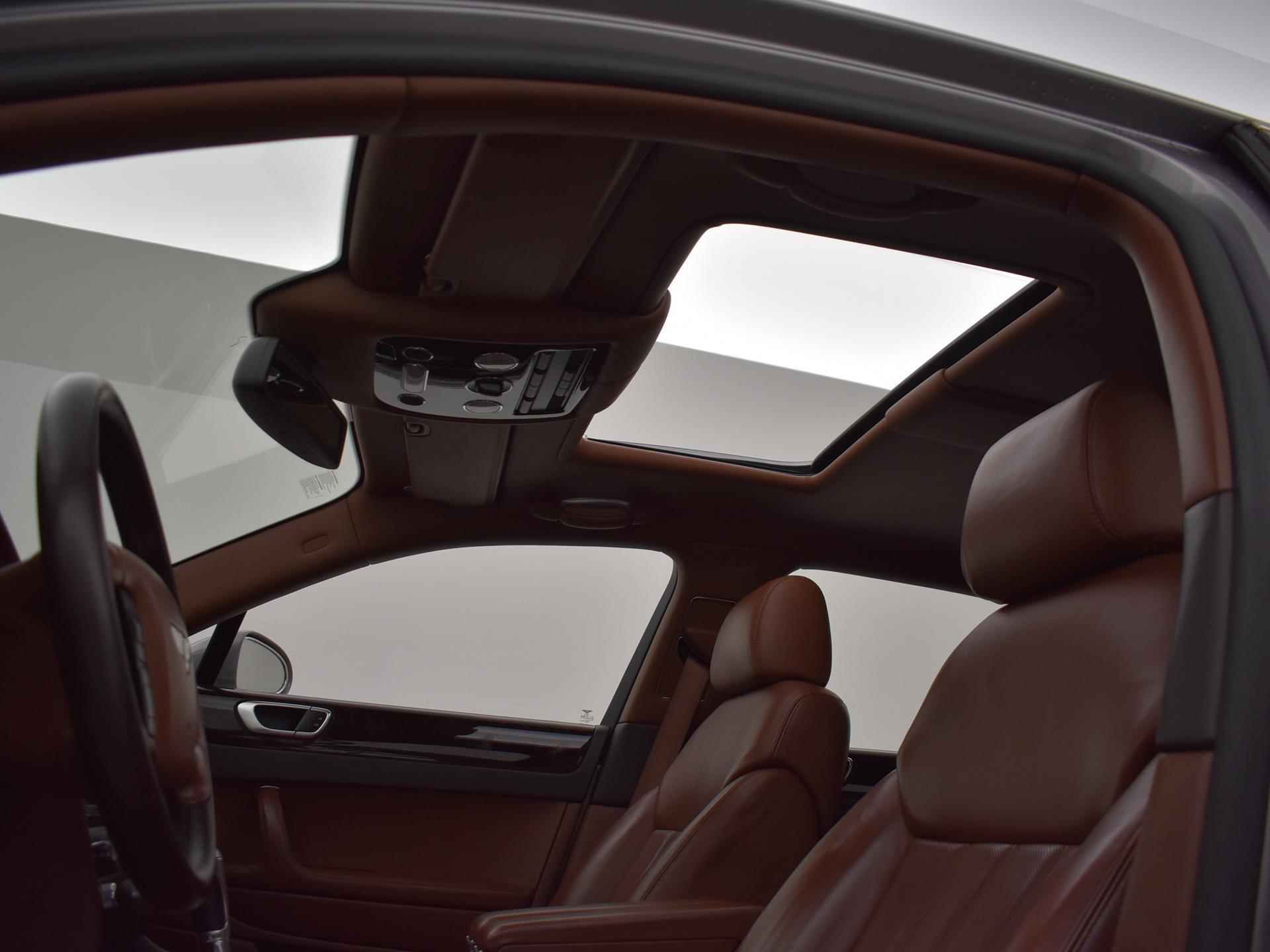 Bentley Continental Flying Spur 6.0 W12 560 PK + SCHUIFDAK / MASSAGE / SMARTPHONE INTERFACE - 13/52